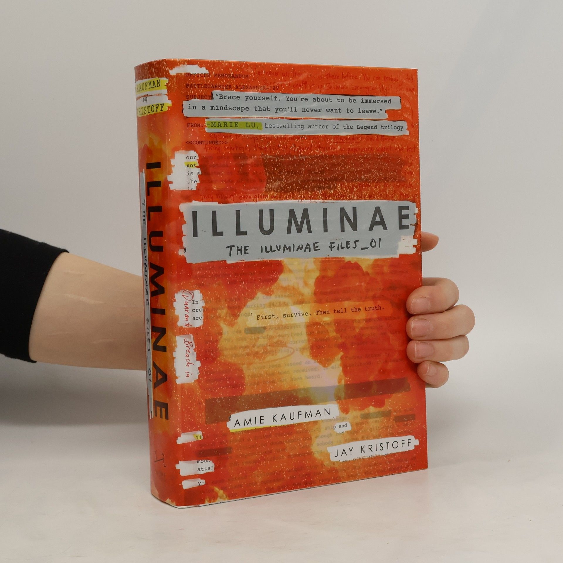 Amie Kaufman Illuminae: The Illuminae Files _01