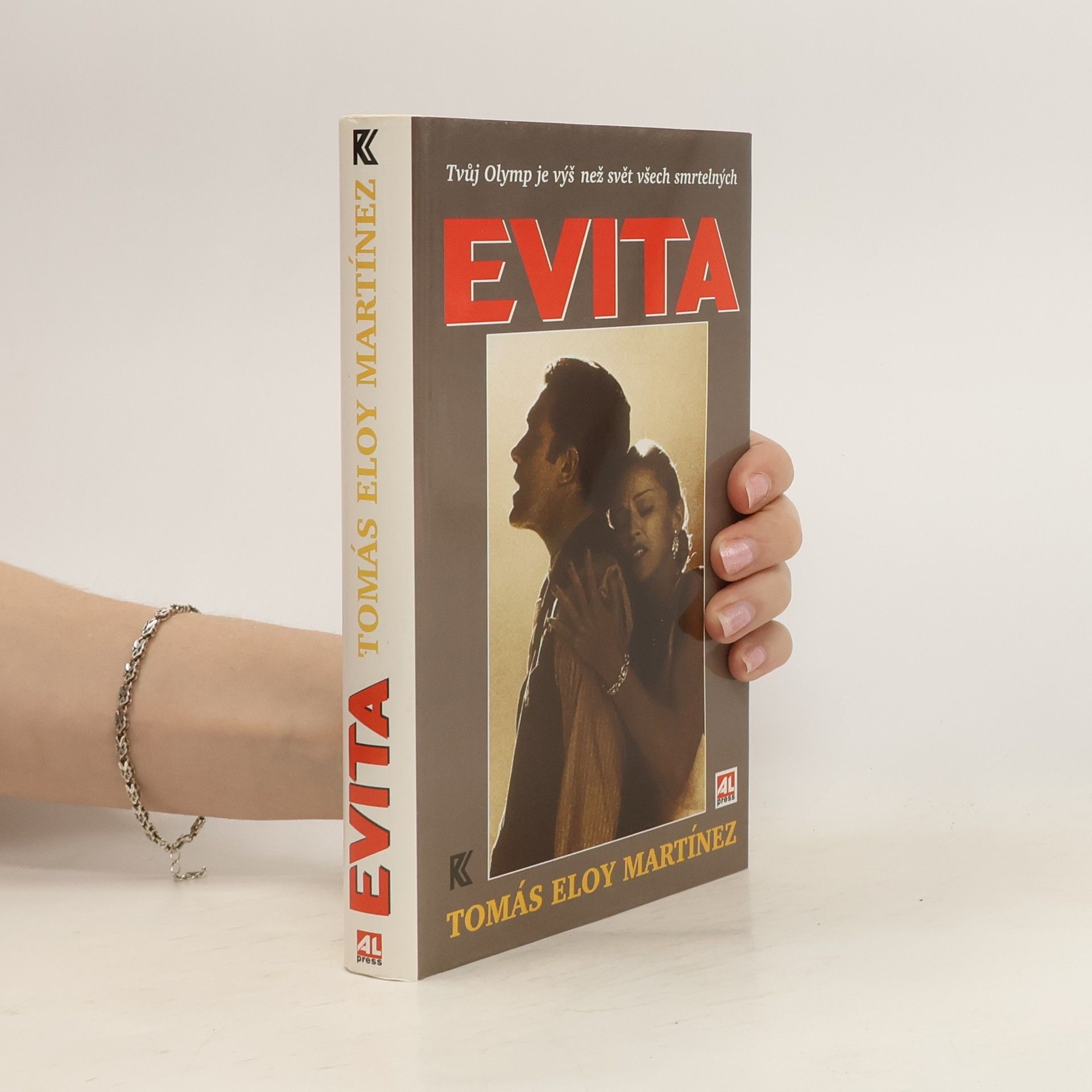 Tomás Eloy Martínez Evita