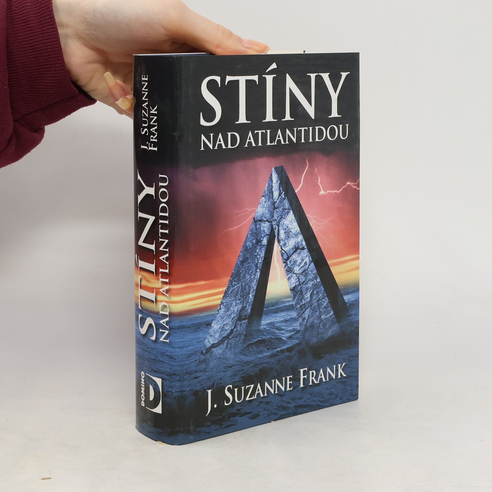 J. Suzanne Frank Stíny nad Atlantidou