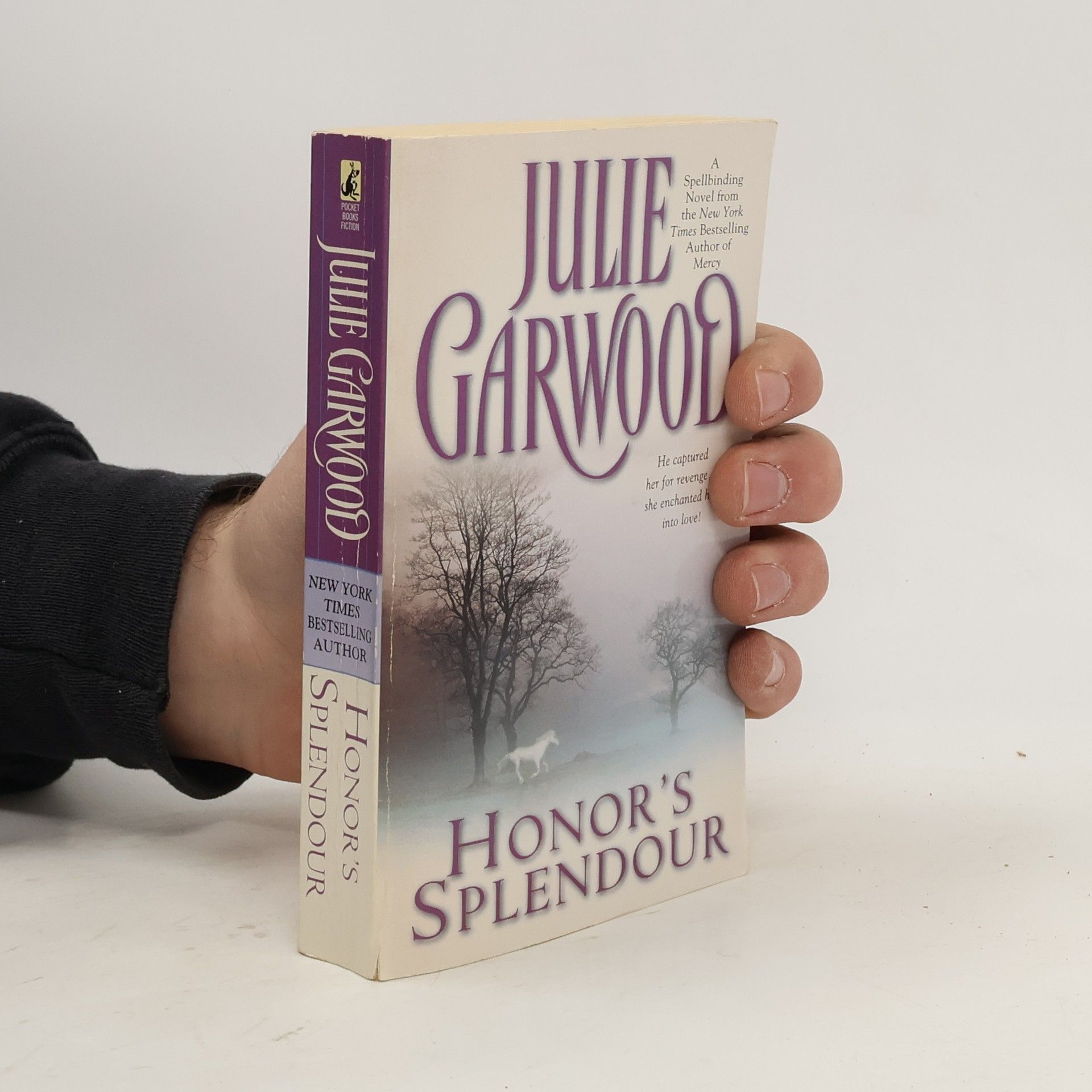 Julie Garwood Honor's Splendour