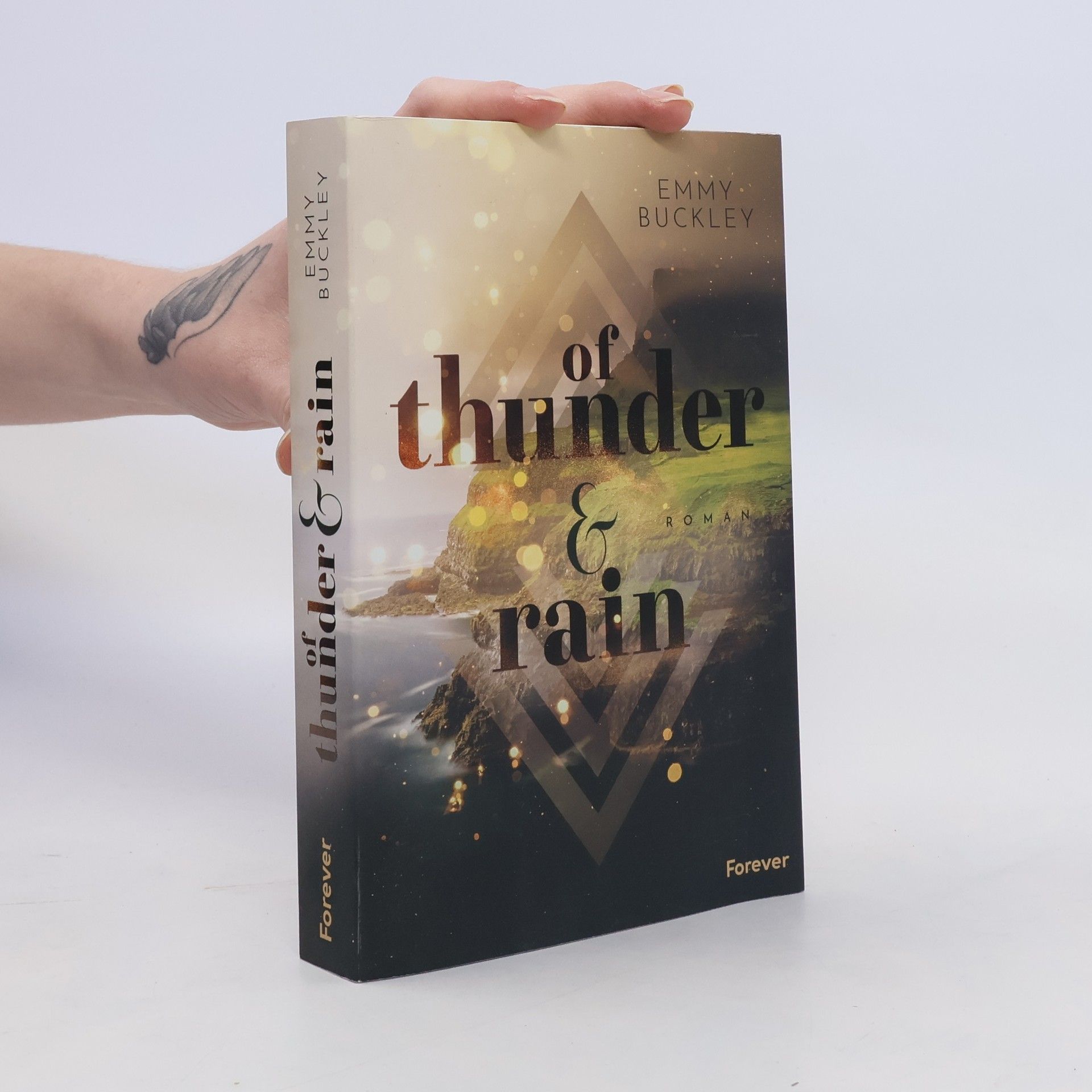 Emmy Buckley Of Thunder and Rain (Färöer-Reihe 1)