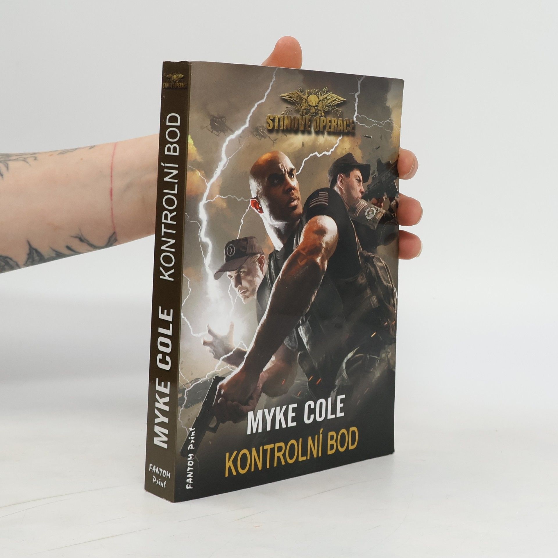Myke Cole Kontrolní bod