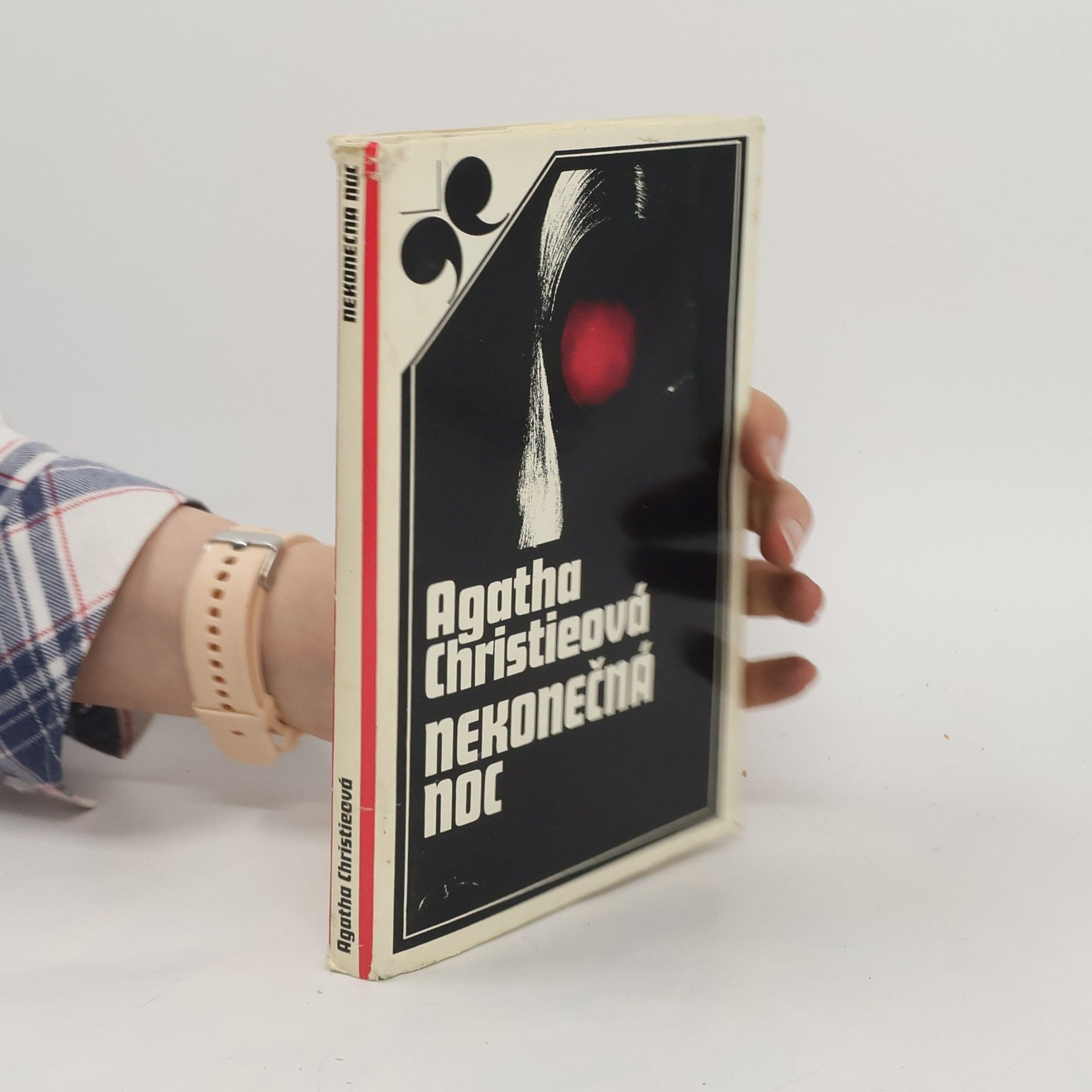 Agatha Christie Nekonečná noc