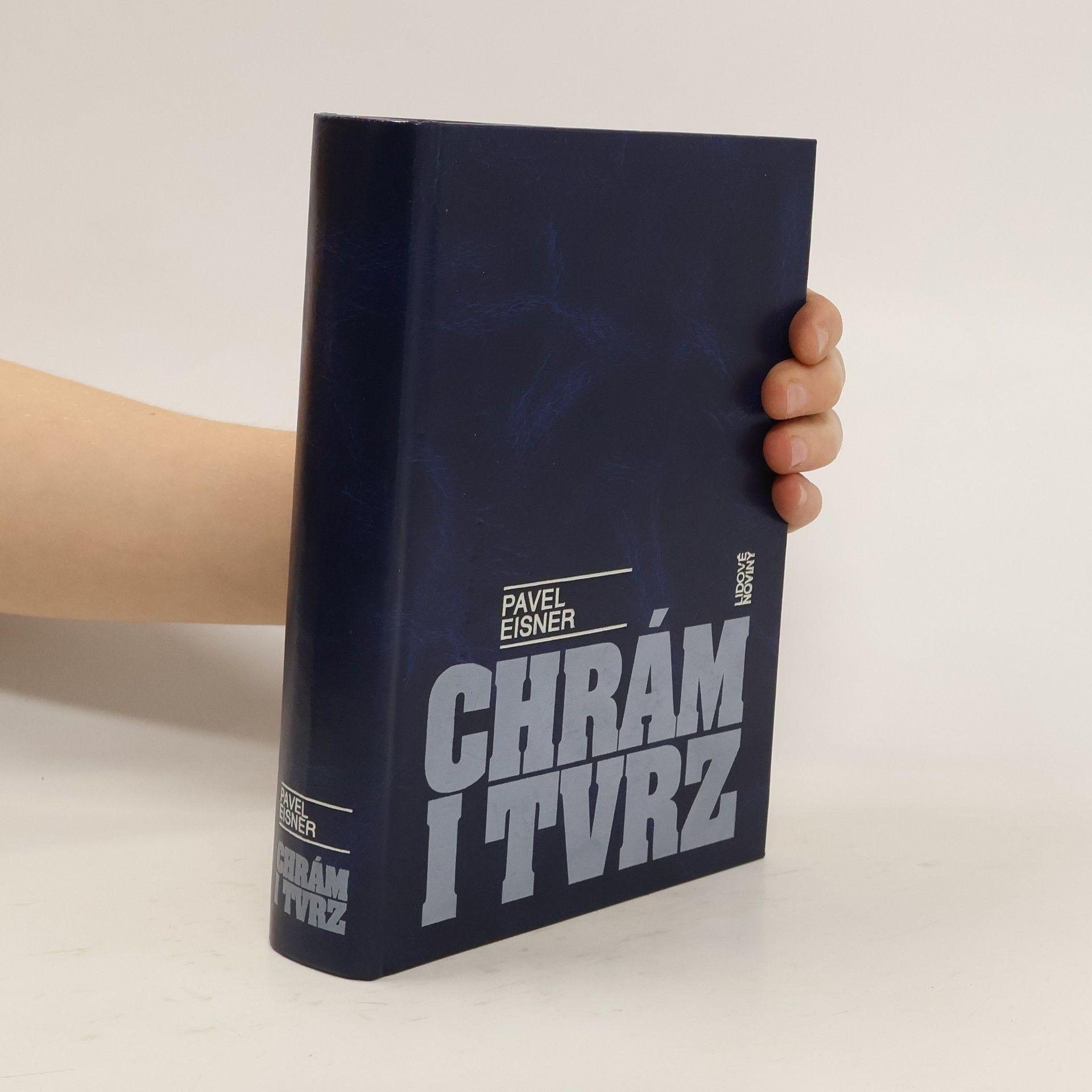 Pavel Eisner Chrám i tvrz. Kniha o češtině