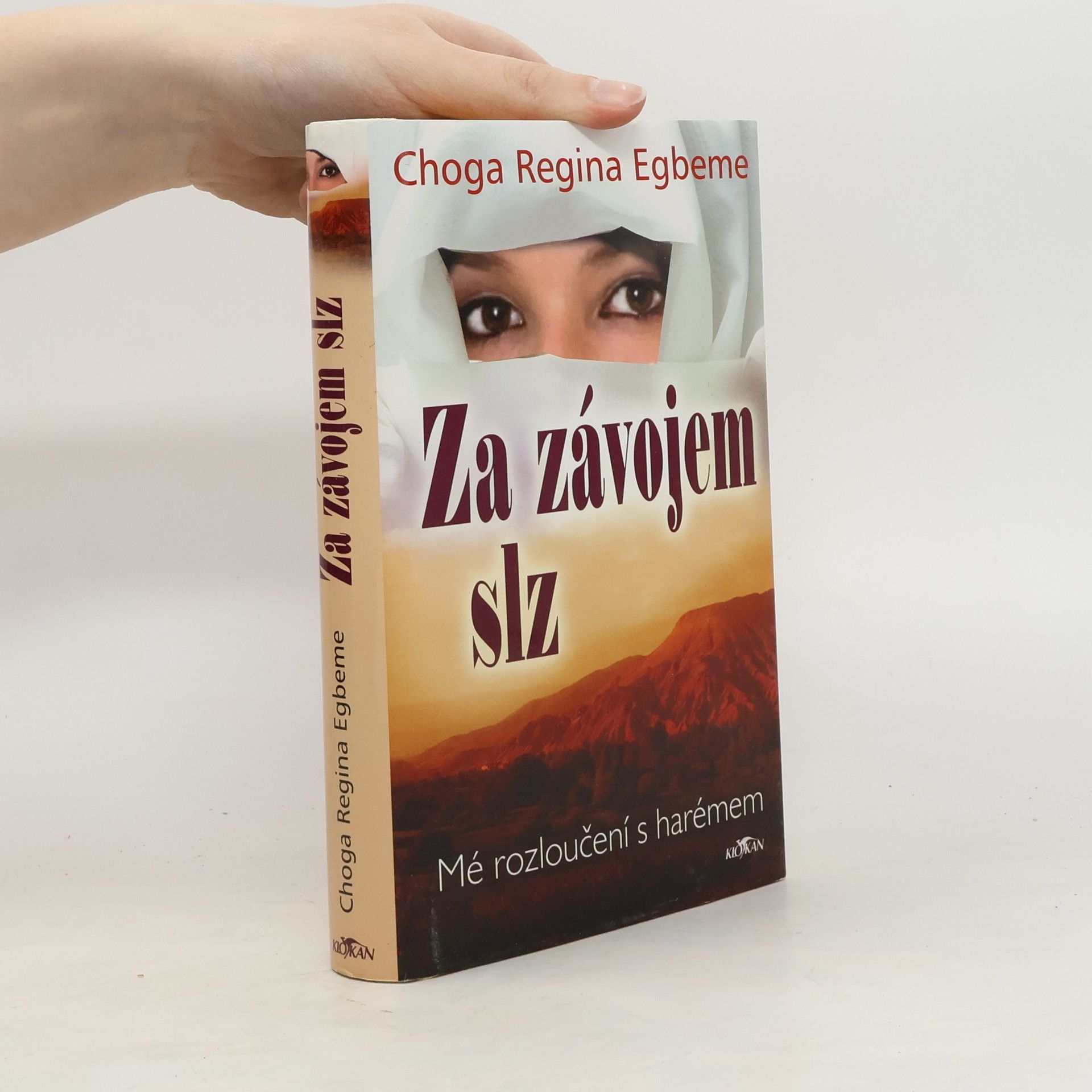 Bohumila Kučerová Za závojem slz