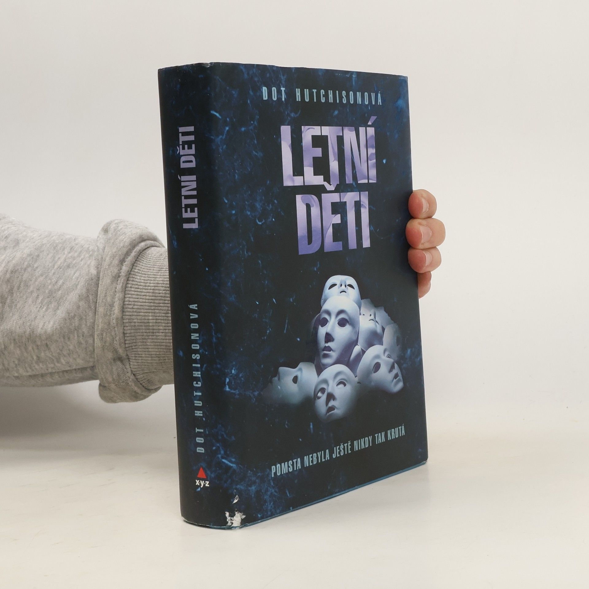 Dot Hutchison Letní děti