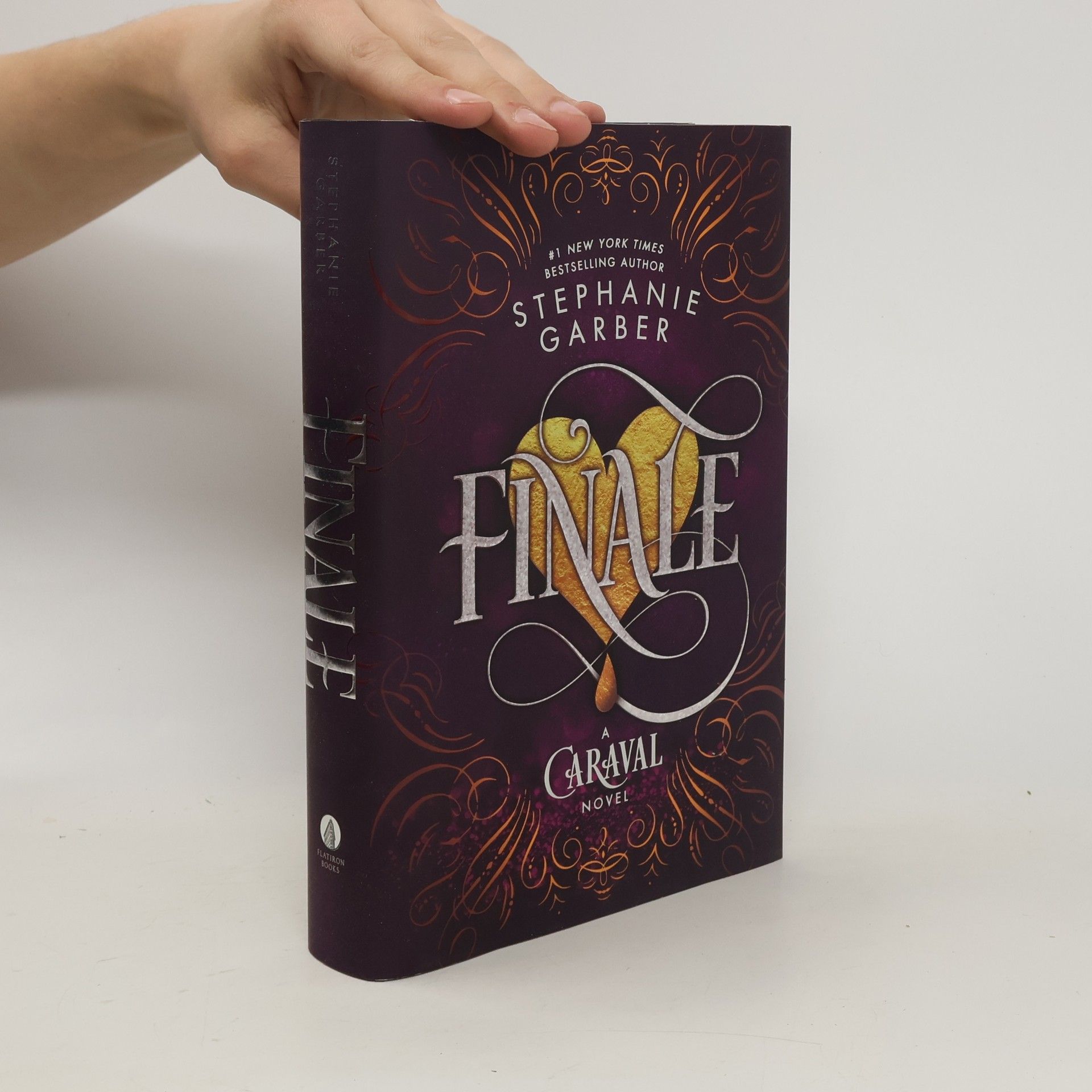 Stephanie Garber Finale: A Caraval Novel