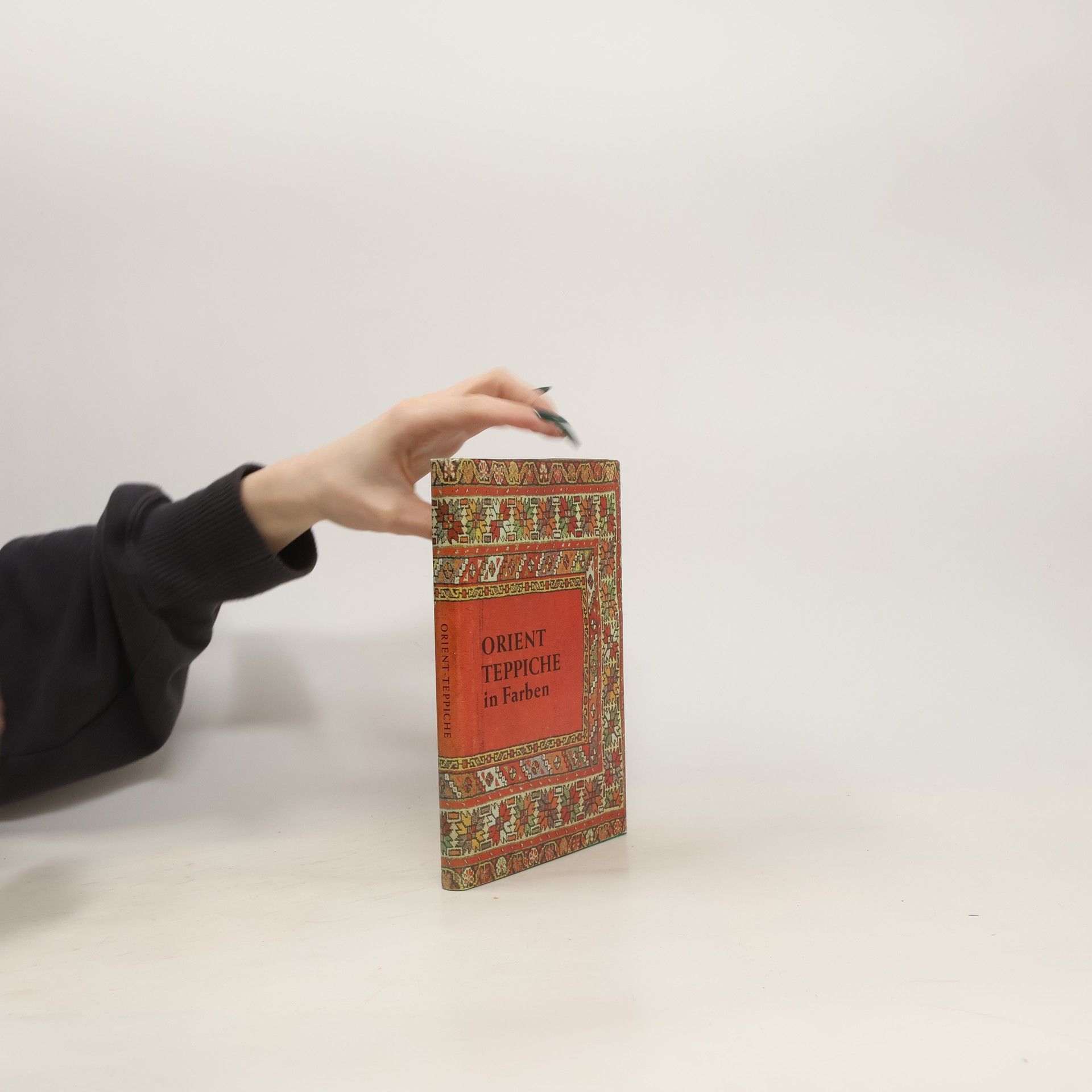 Autorenkollektiv Orient Teppiche in Farben