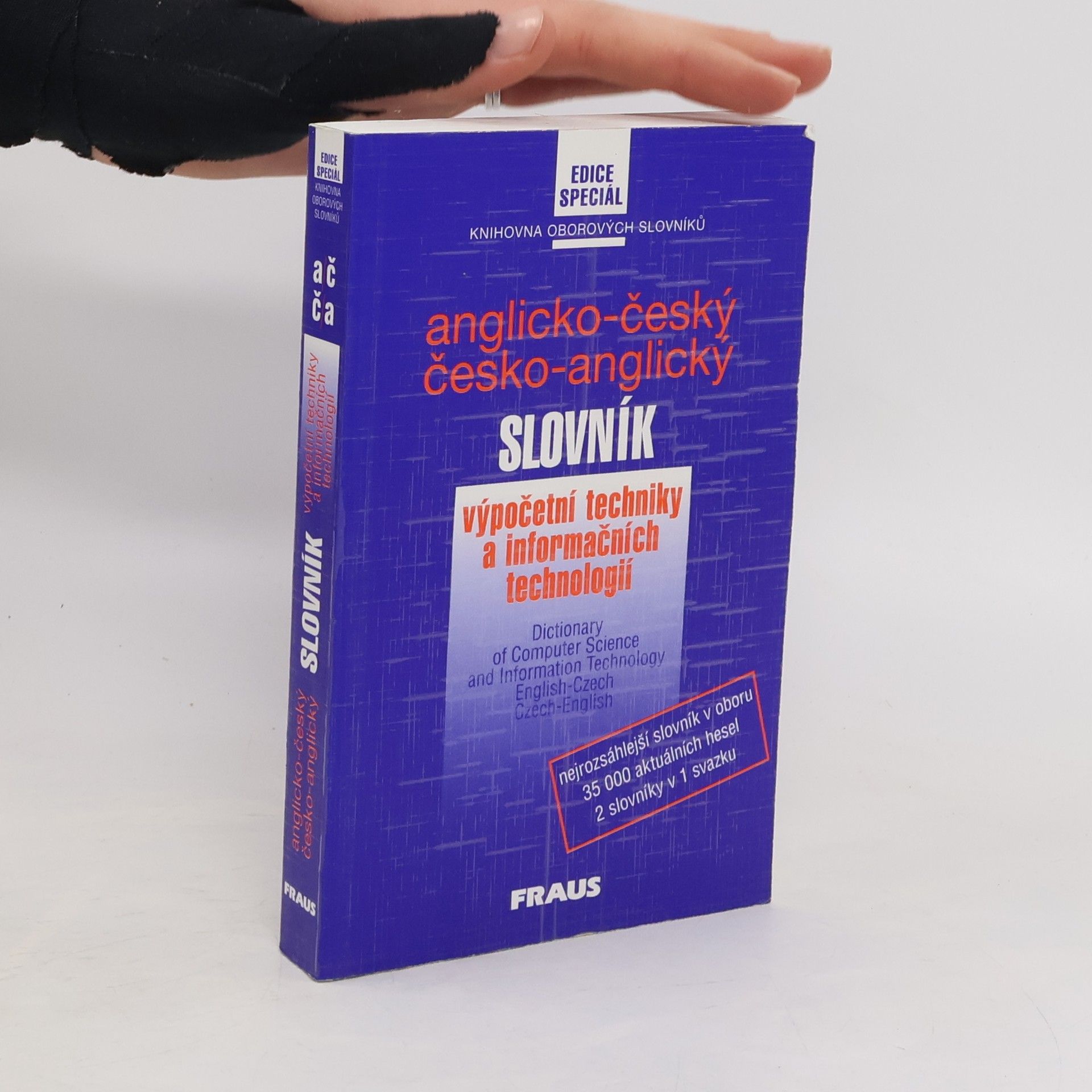 Jiří Hynek Anglicko-český a česko-anglický slovník výpočetní techniky a informačních technologií