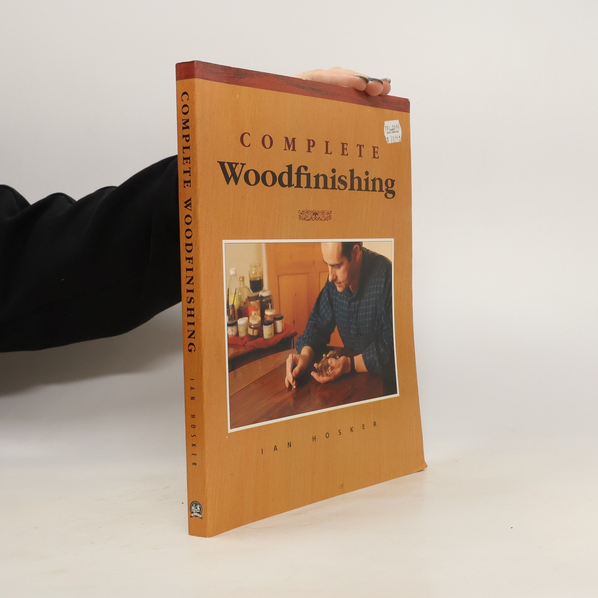 Ian Hosker Complete Woodfinishing