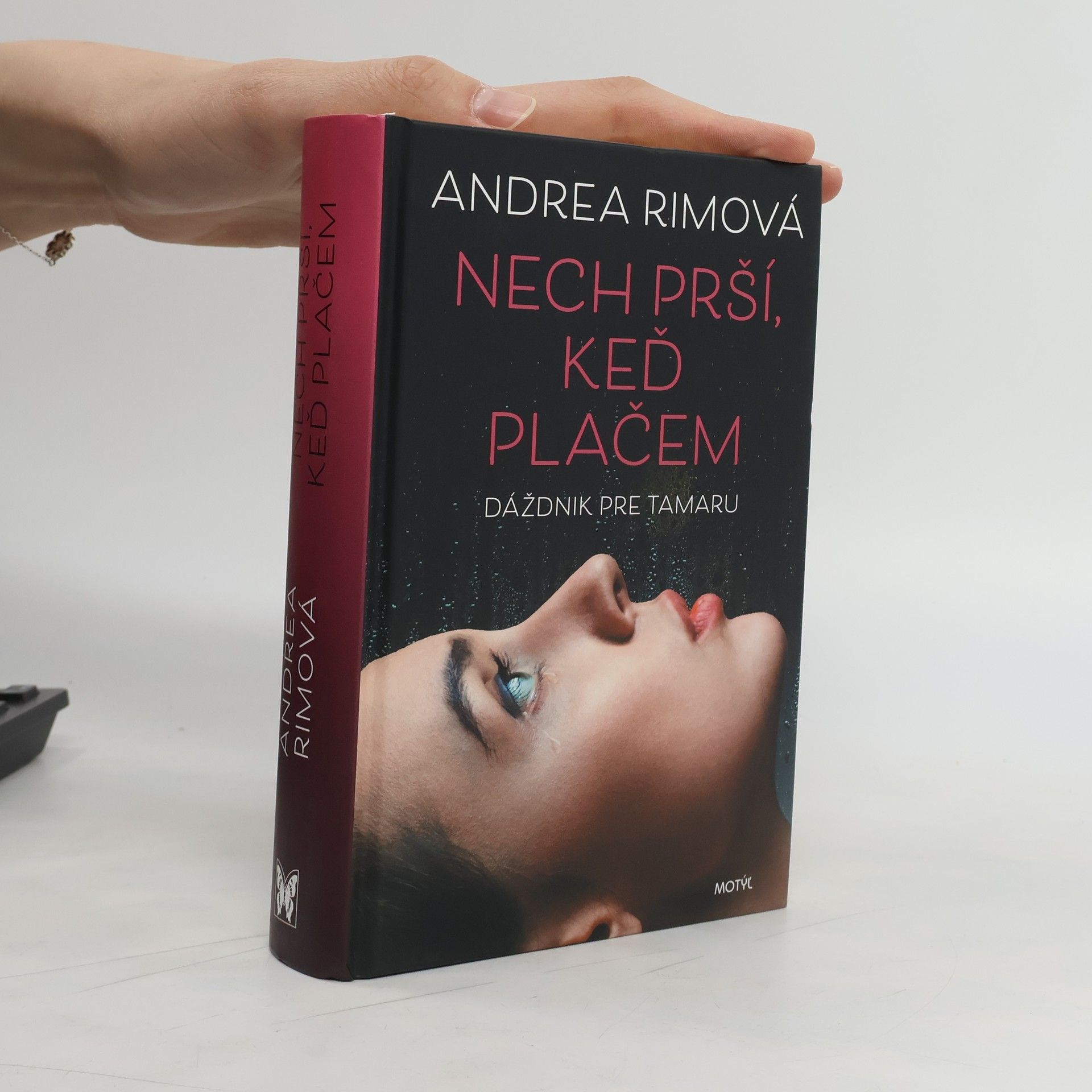 Andrea Rimová Nech prší, keď plačem