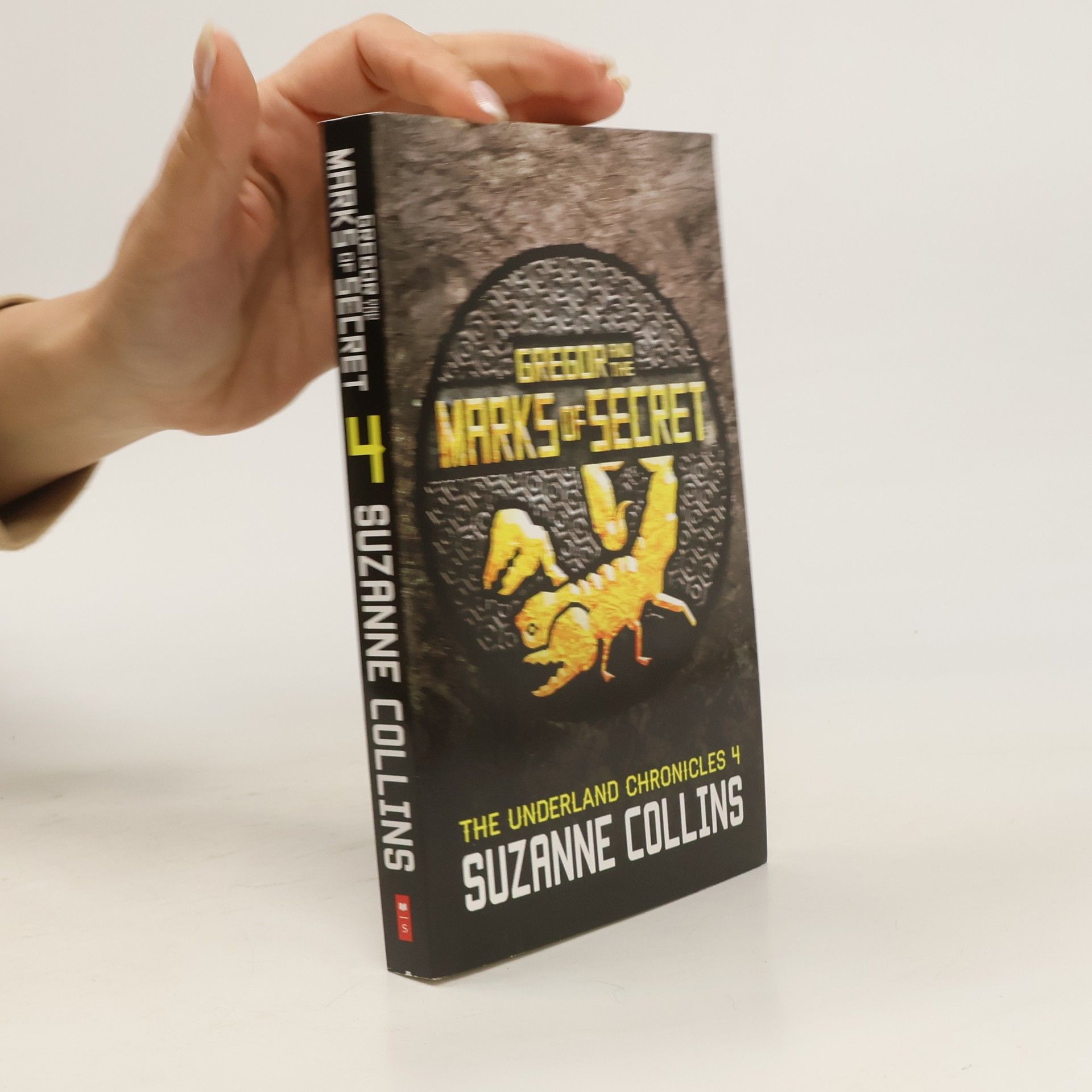 Suzanne Collins The Underland Chronicles 4. Gregor and the Marks of Secret