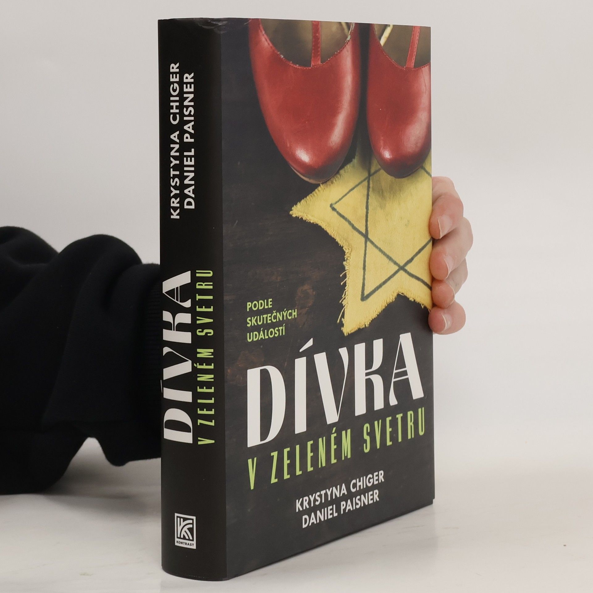 Krystyna Chiger Dívka v zeleném svetru