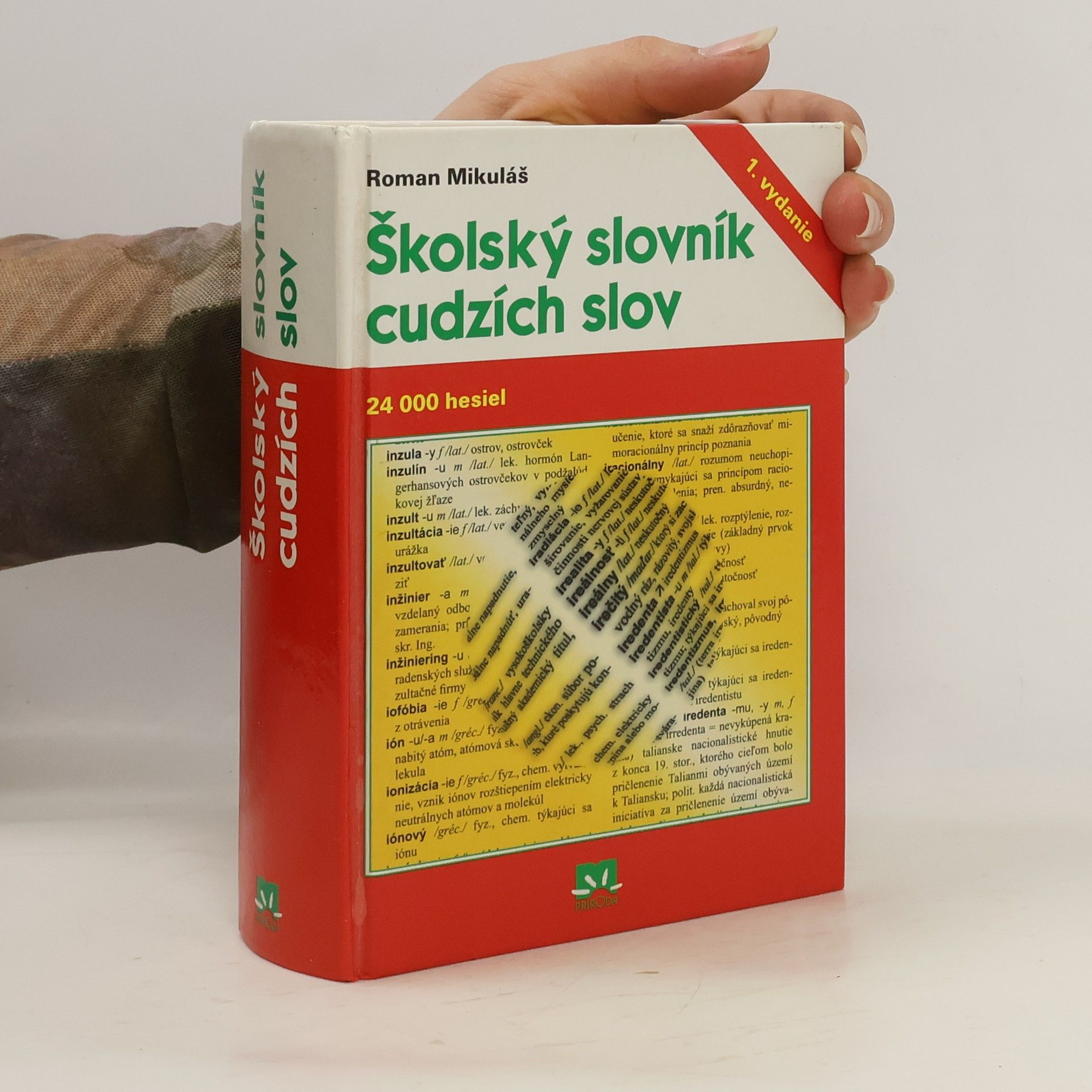 Roman Mikuláš Školský slovník cudzích slov