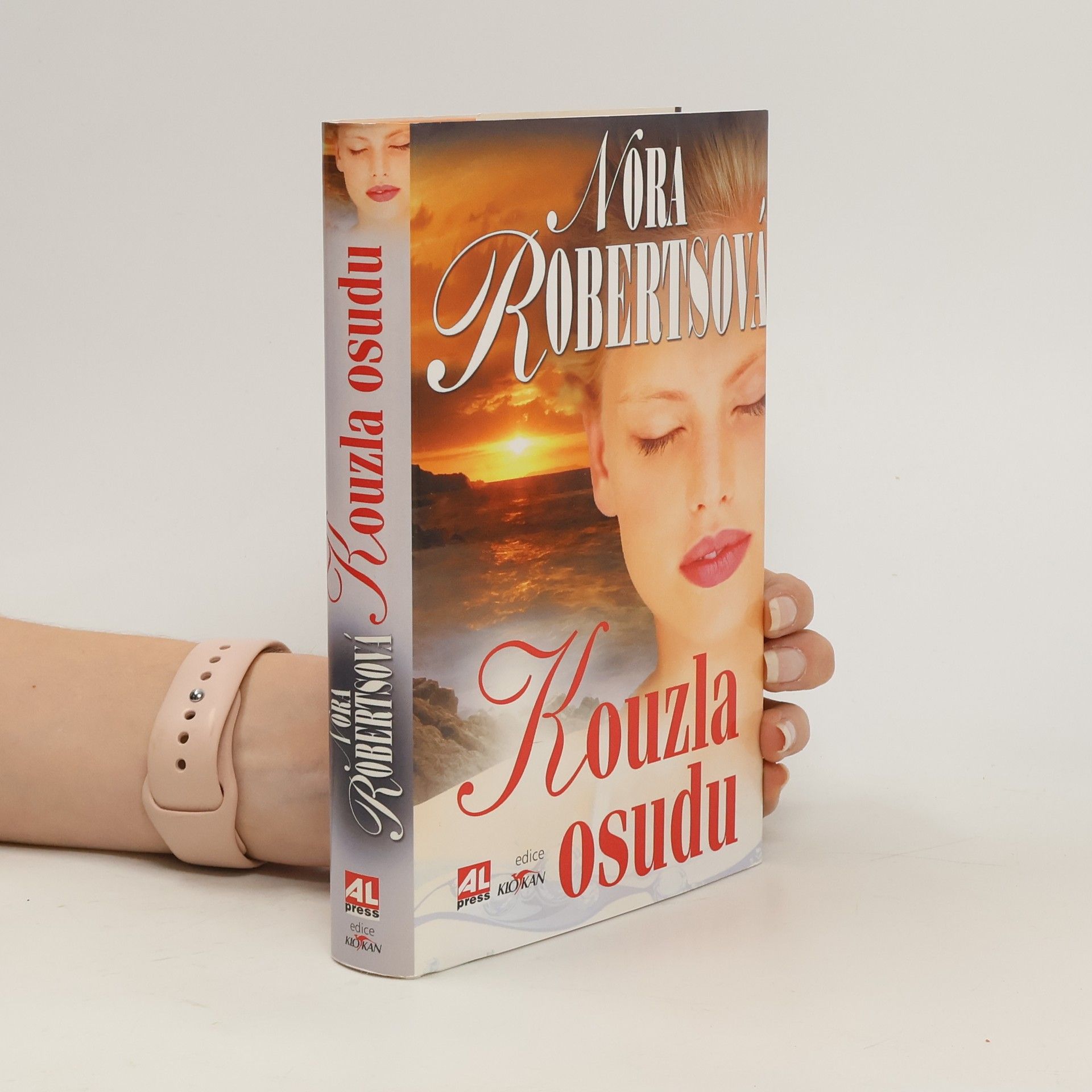 Nora Roberts Kouzla osudu