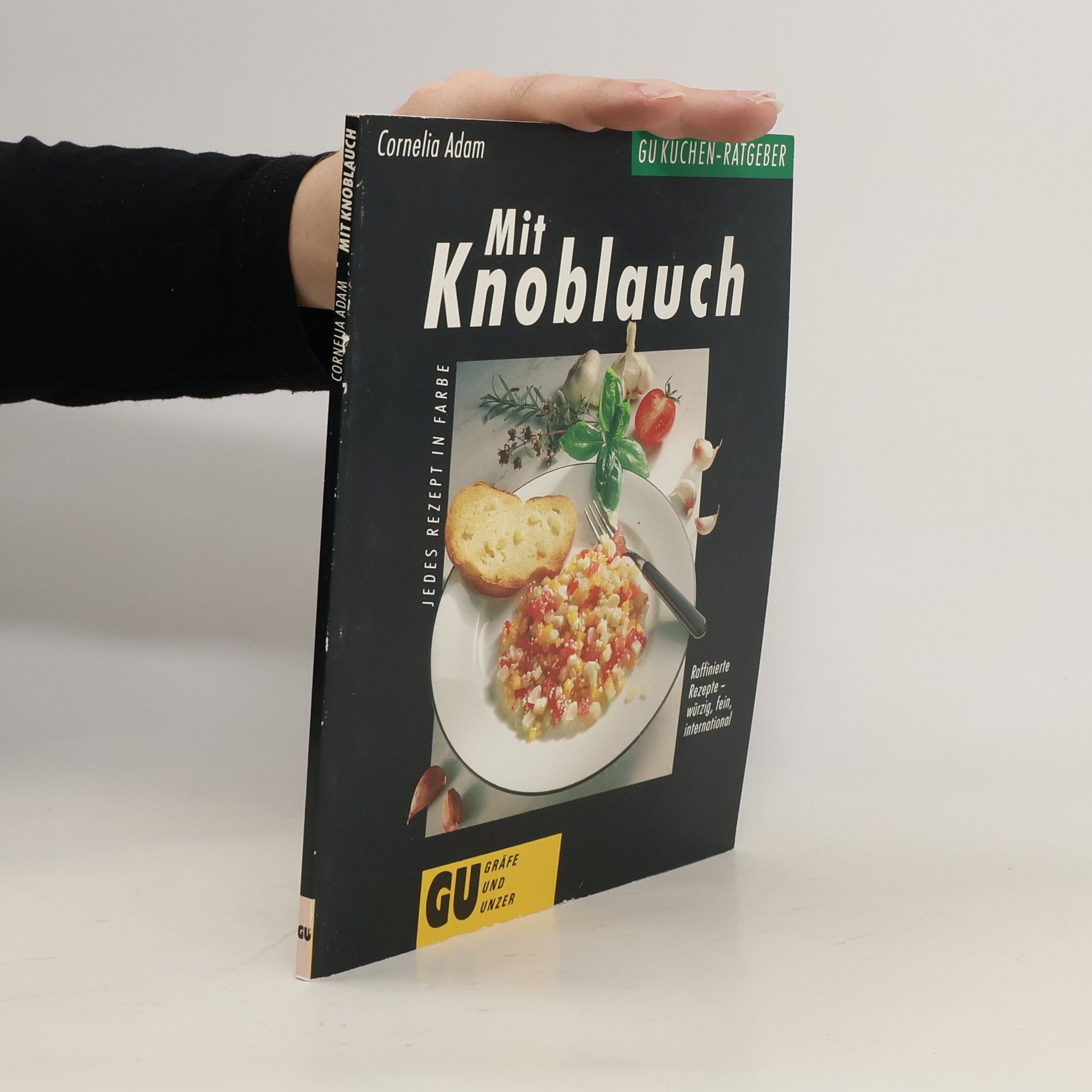 Cornelia Adam Mit Knoblauch