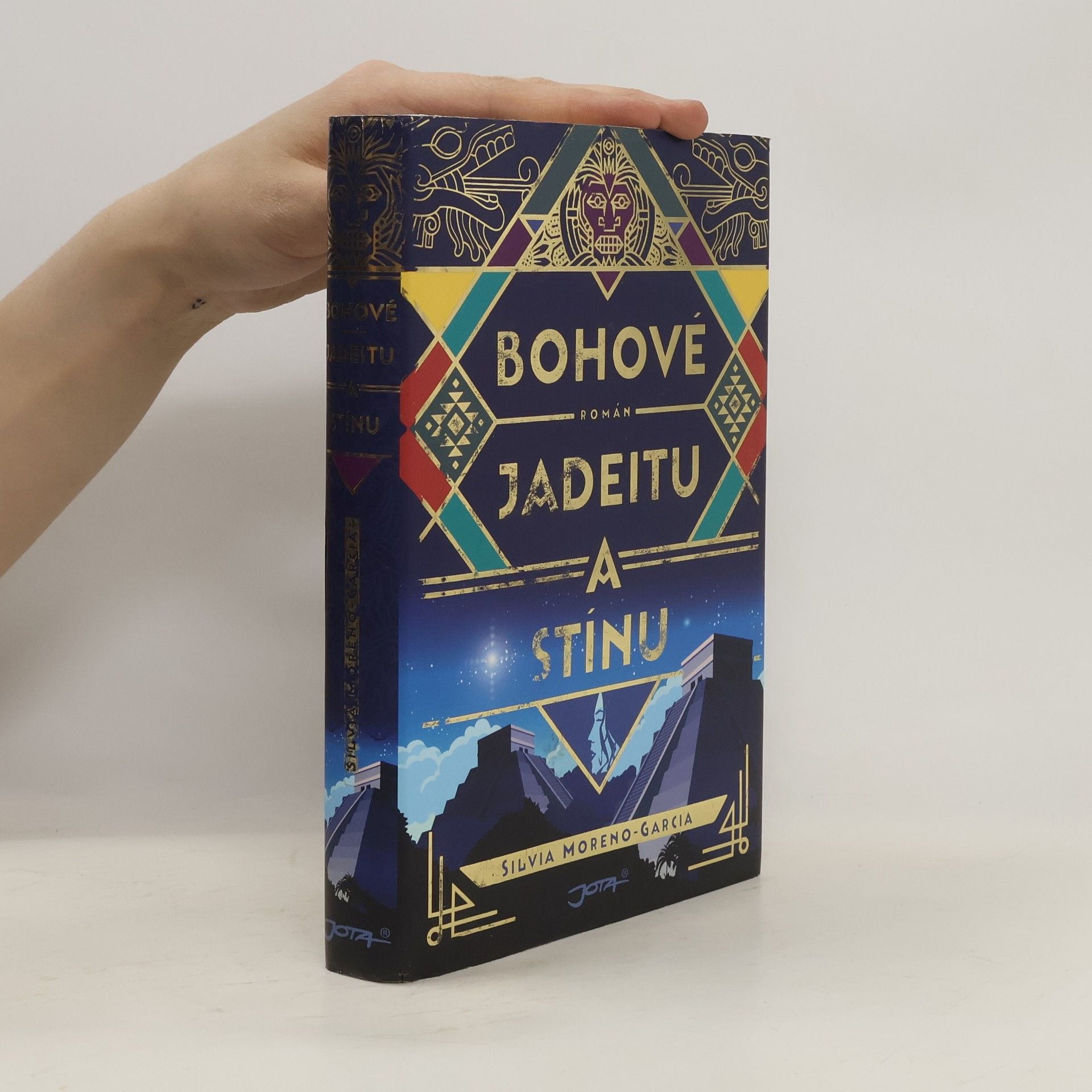 Silvia Moreno-Garcia Bohové jadeitu a stínu