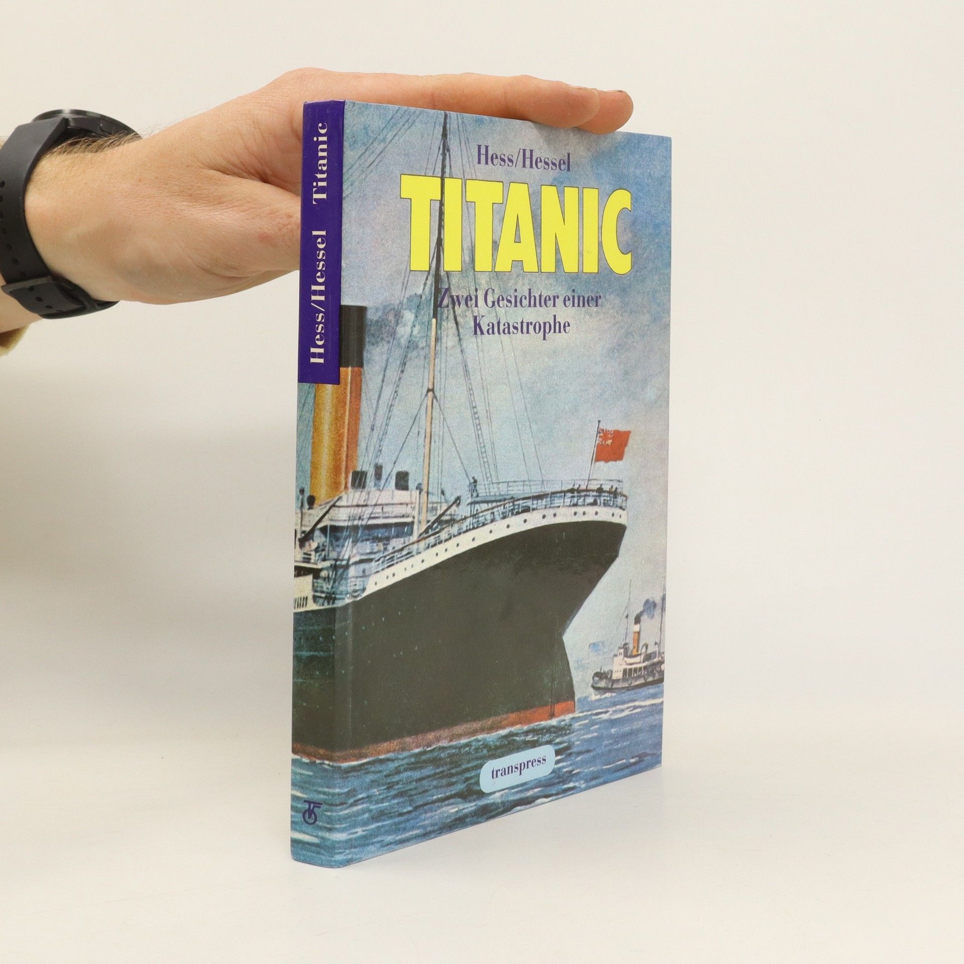 Harro Hess Titanic