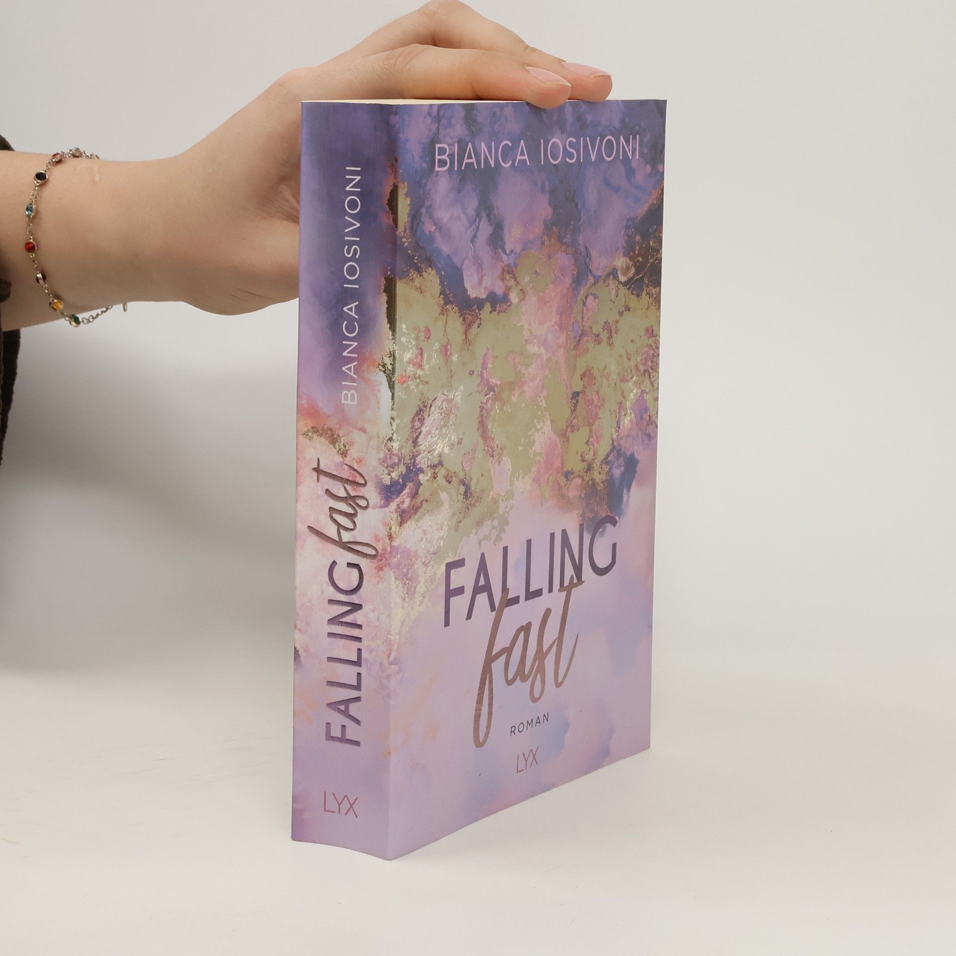 Bianca Iosivoni Falling fast