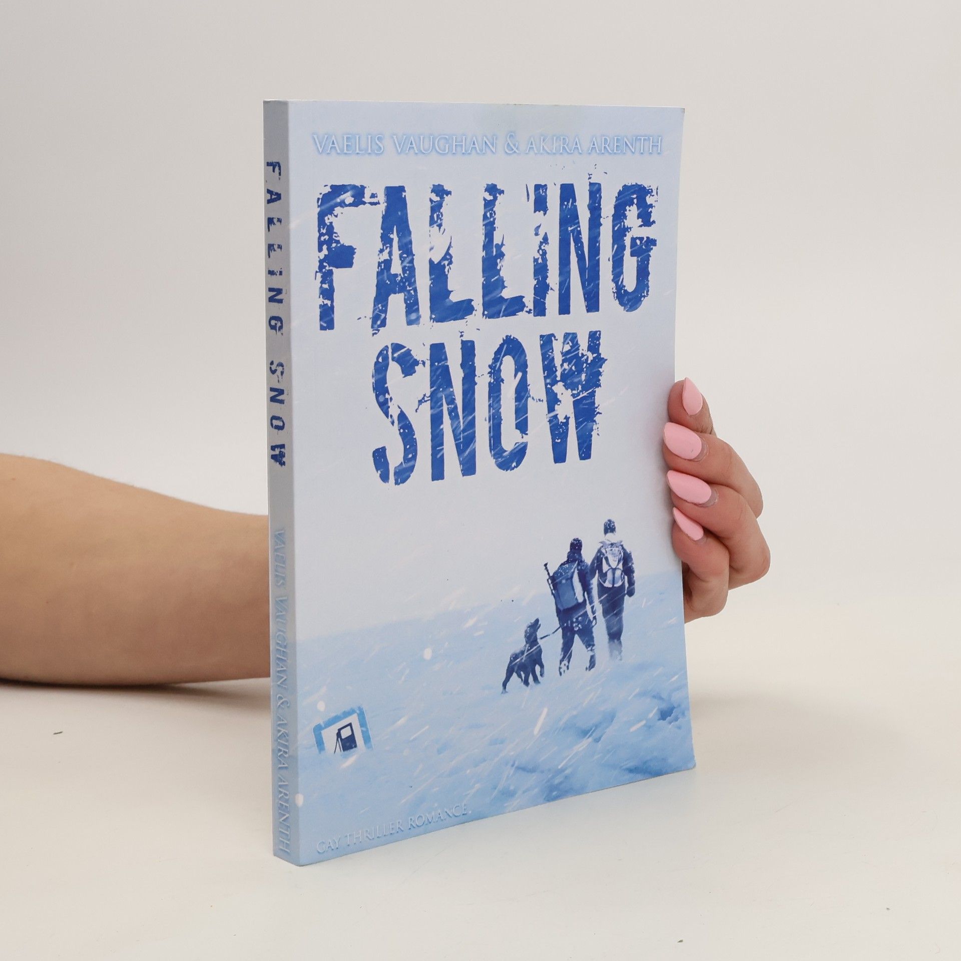 Vaelis Vaughan Falling Snow