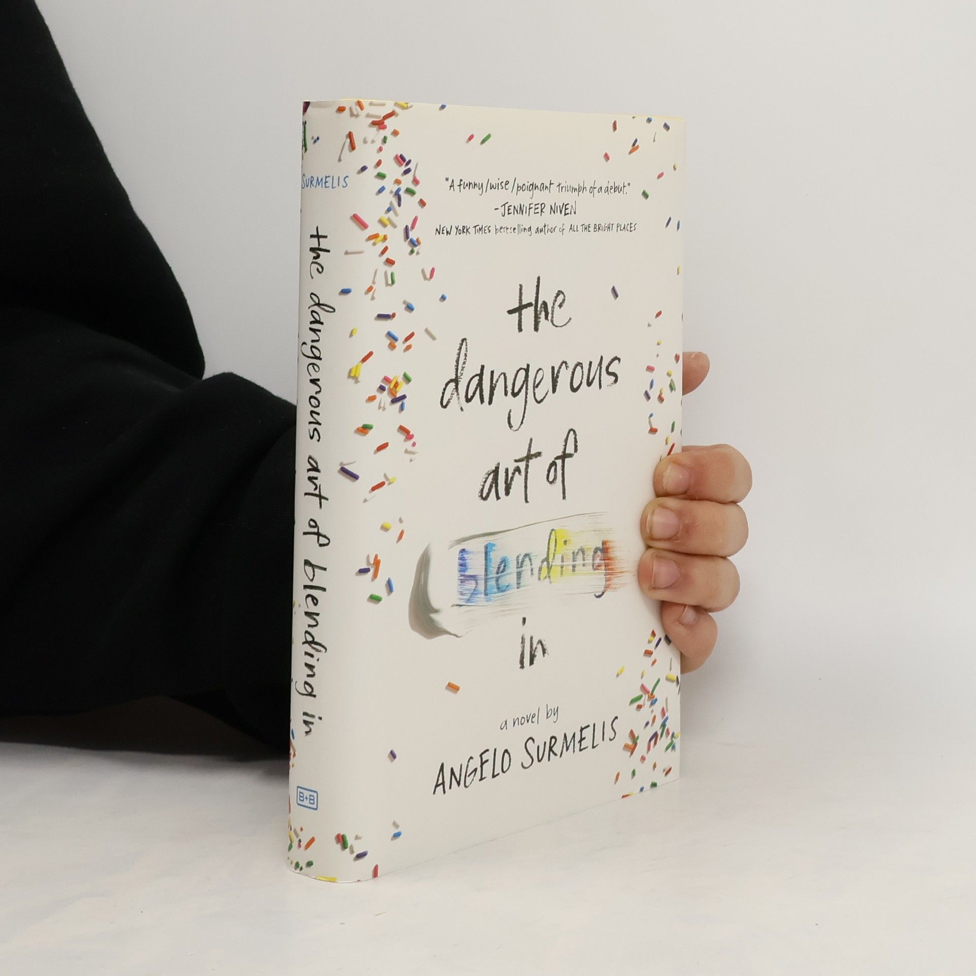 Angelo Surmelis The Dangerous Art of Blending in