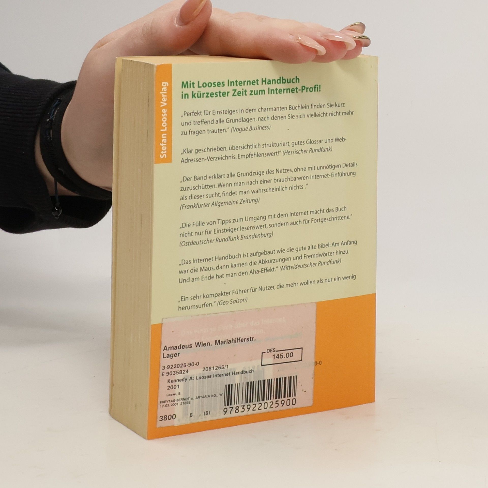 Angus J. Kennedy Looses Internet-Handbuch