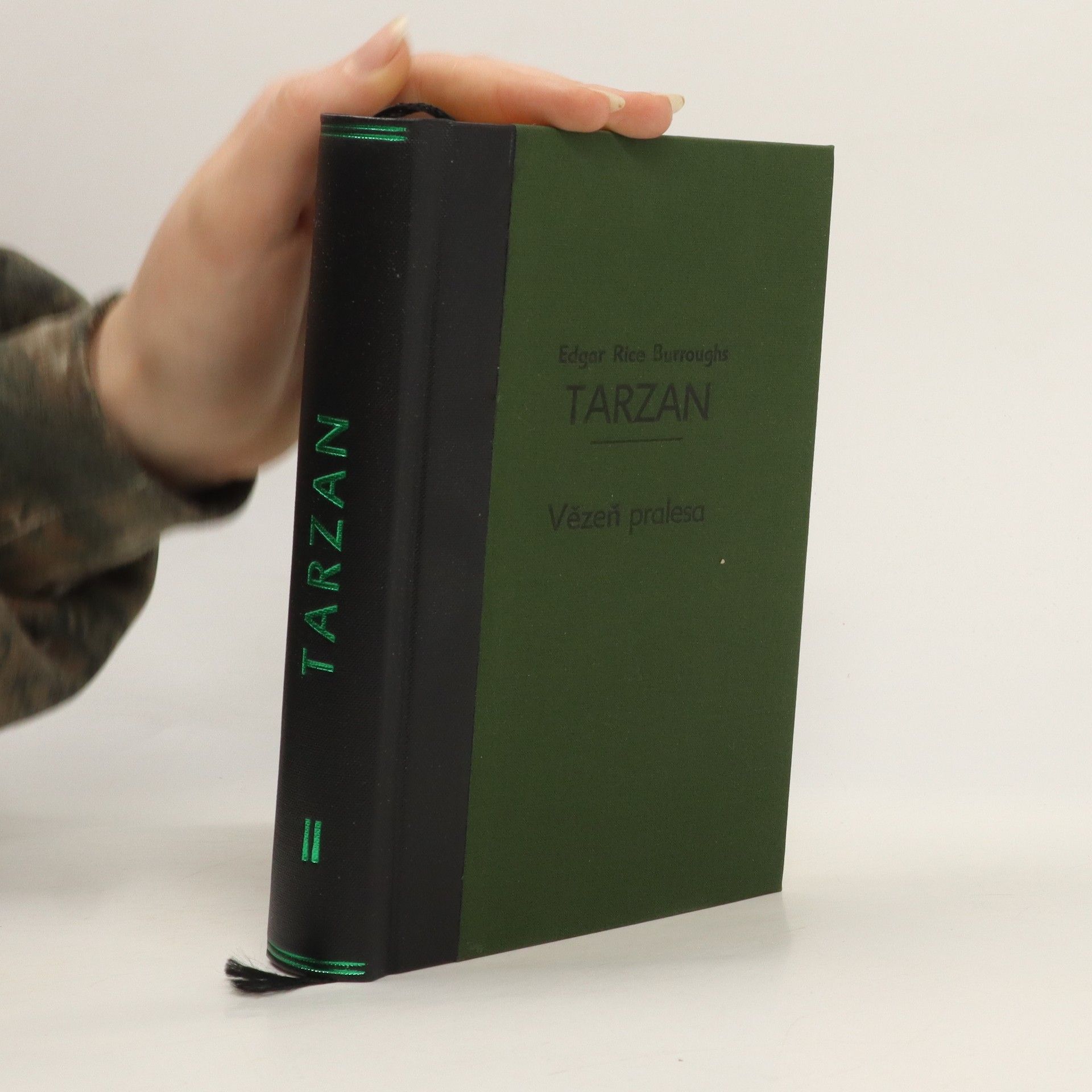 Edgar Rice Burroughs Tarzan. Vězeň pralesa