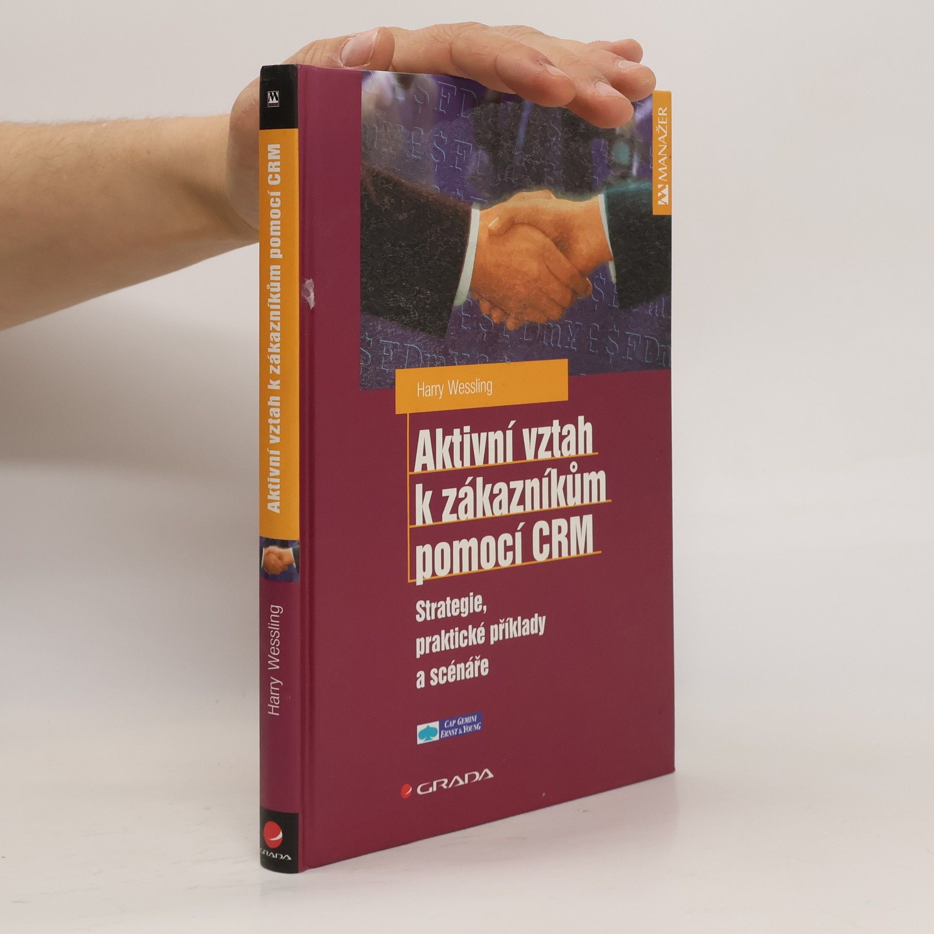 Aktivní vztah k zákazníkům pomocí CRM: Strategie, praktické příklady a scénáře