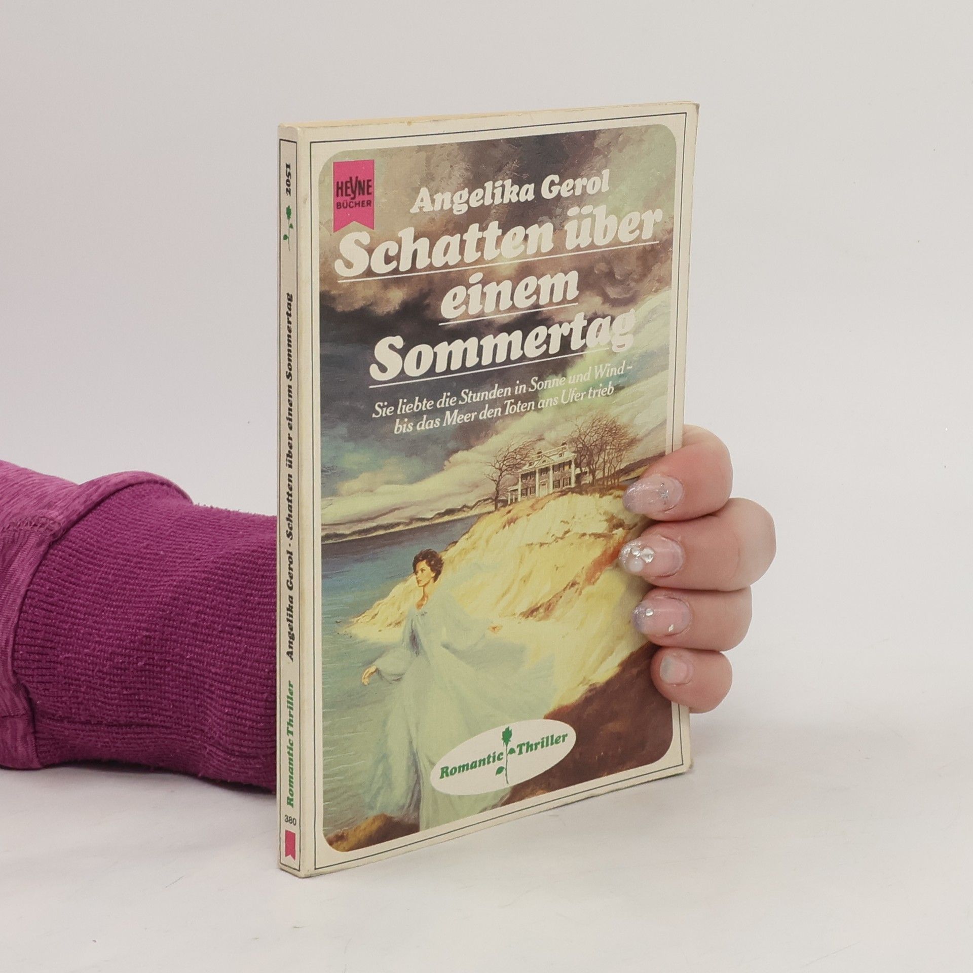 Angelika Gerol Schatten über einem Sommertag