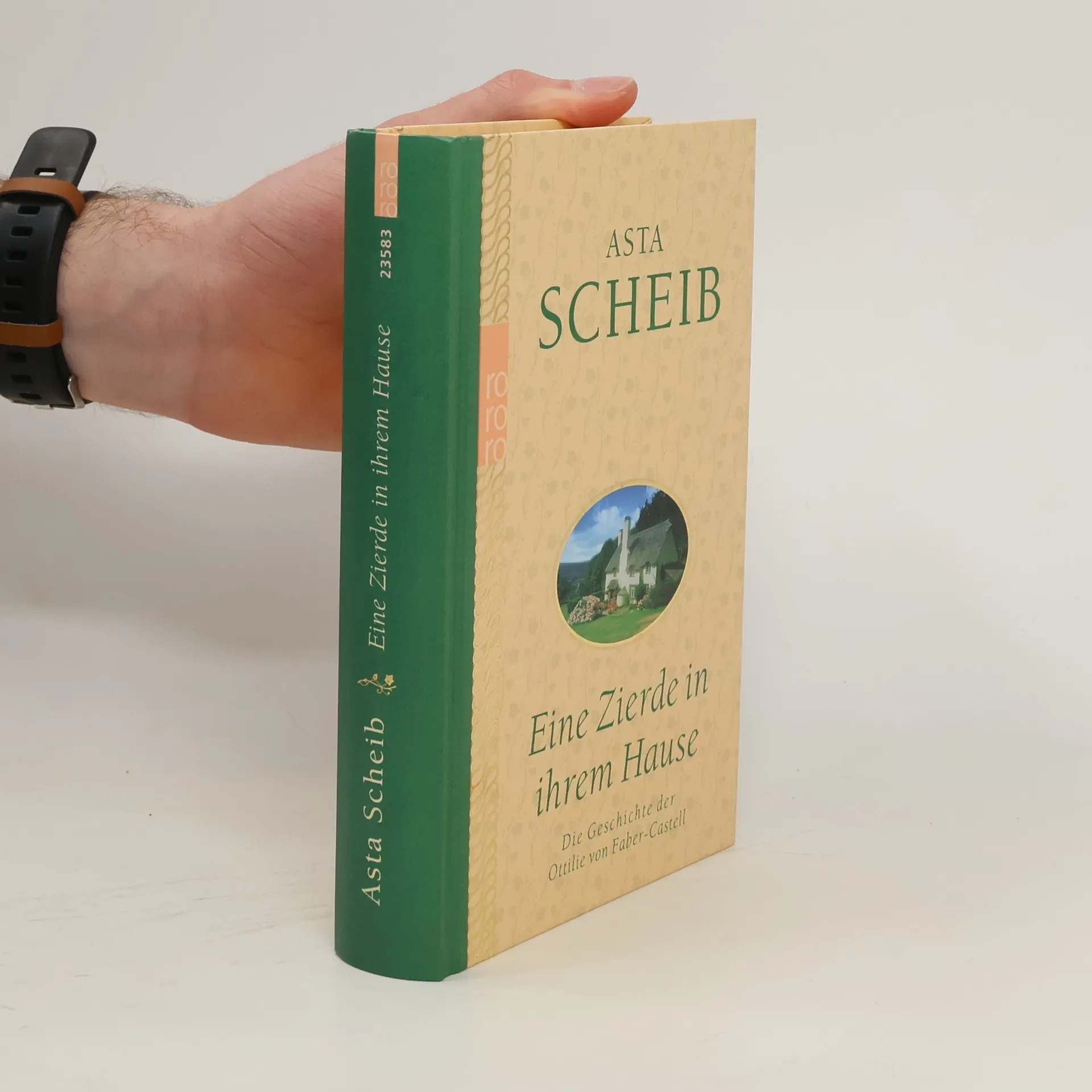 Eine Zierde in ihrem Hause | Book | Asta Scheib | DE