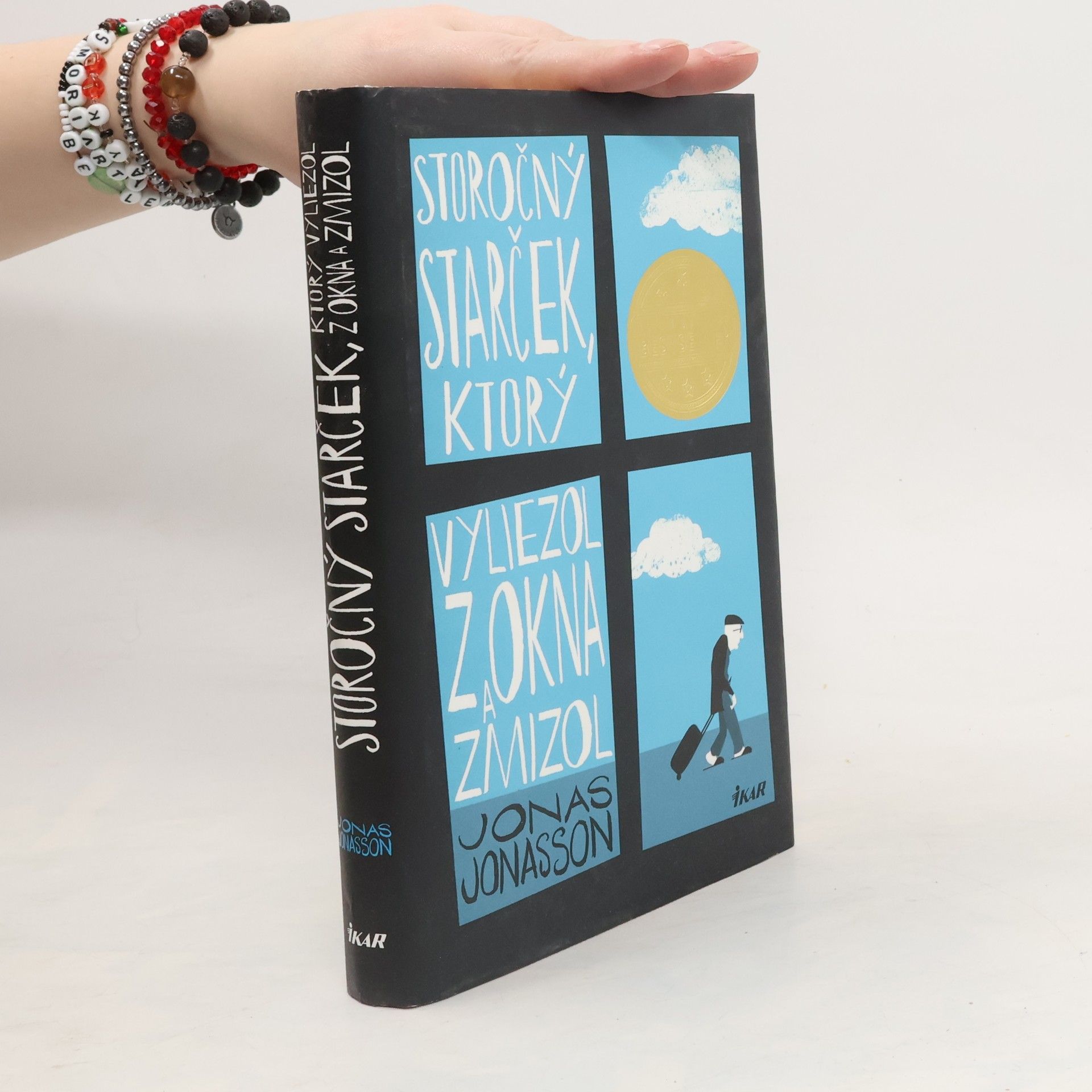 Jonas Jonasson Storočný starček, ktorý vyliezol z okna a zmizol