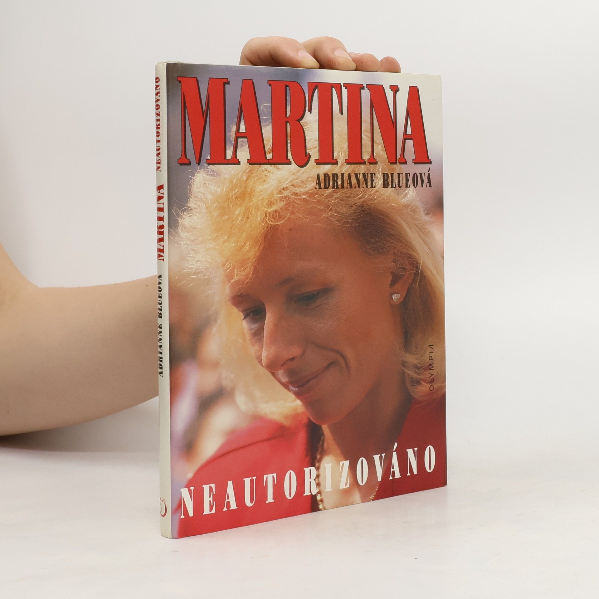 Adrianne Blue Martina. Neautorizováno