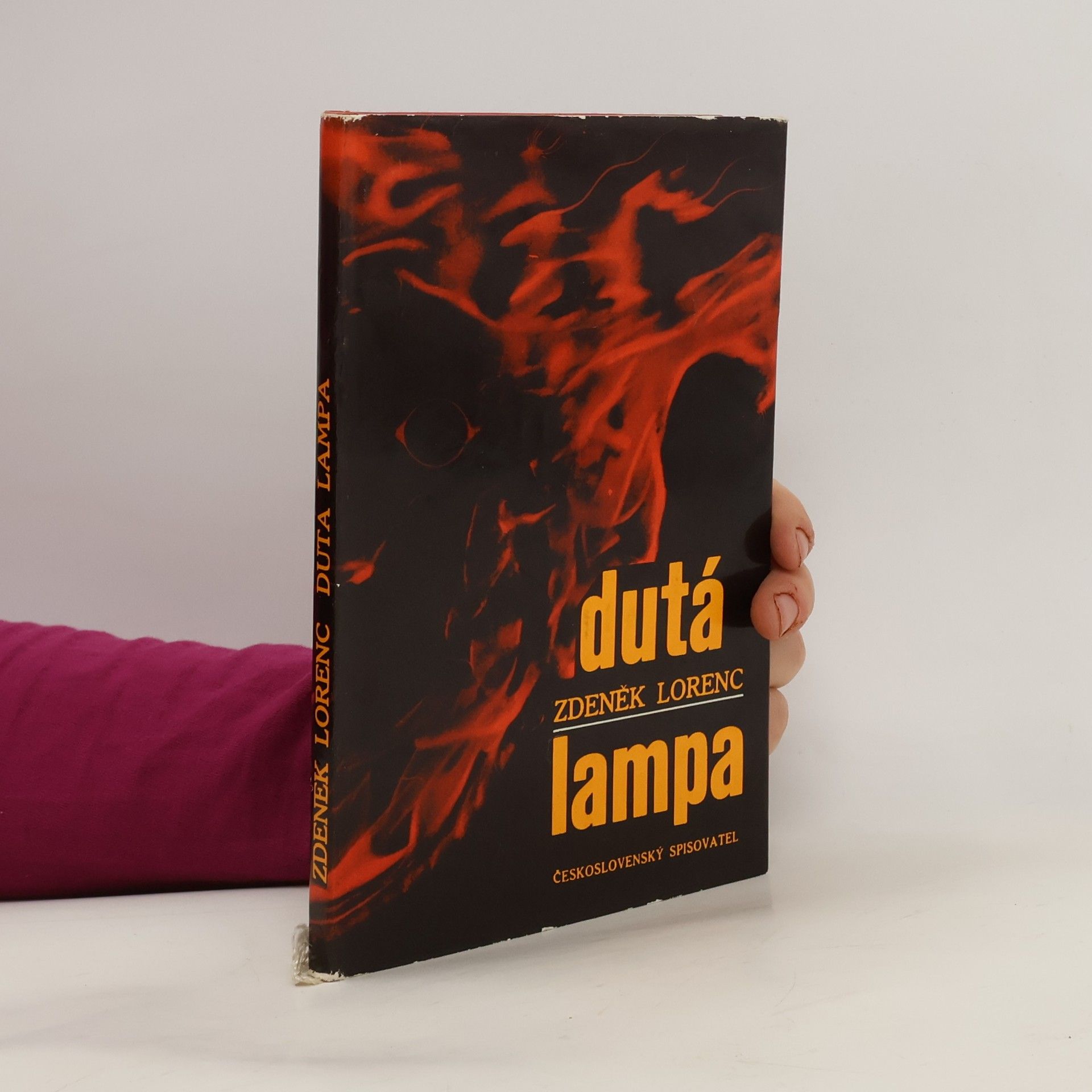 Zdeněk Lorenc Dutá lampa