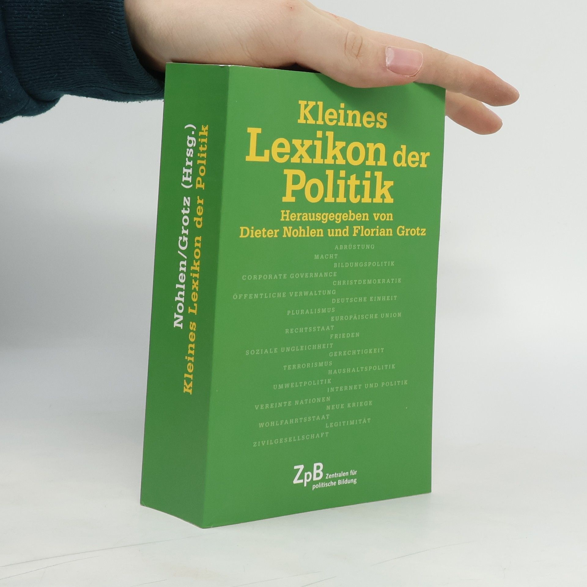 Dieter Nohlen Kleines Lexikon der Politik