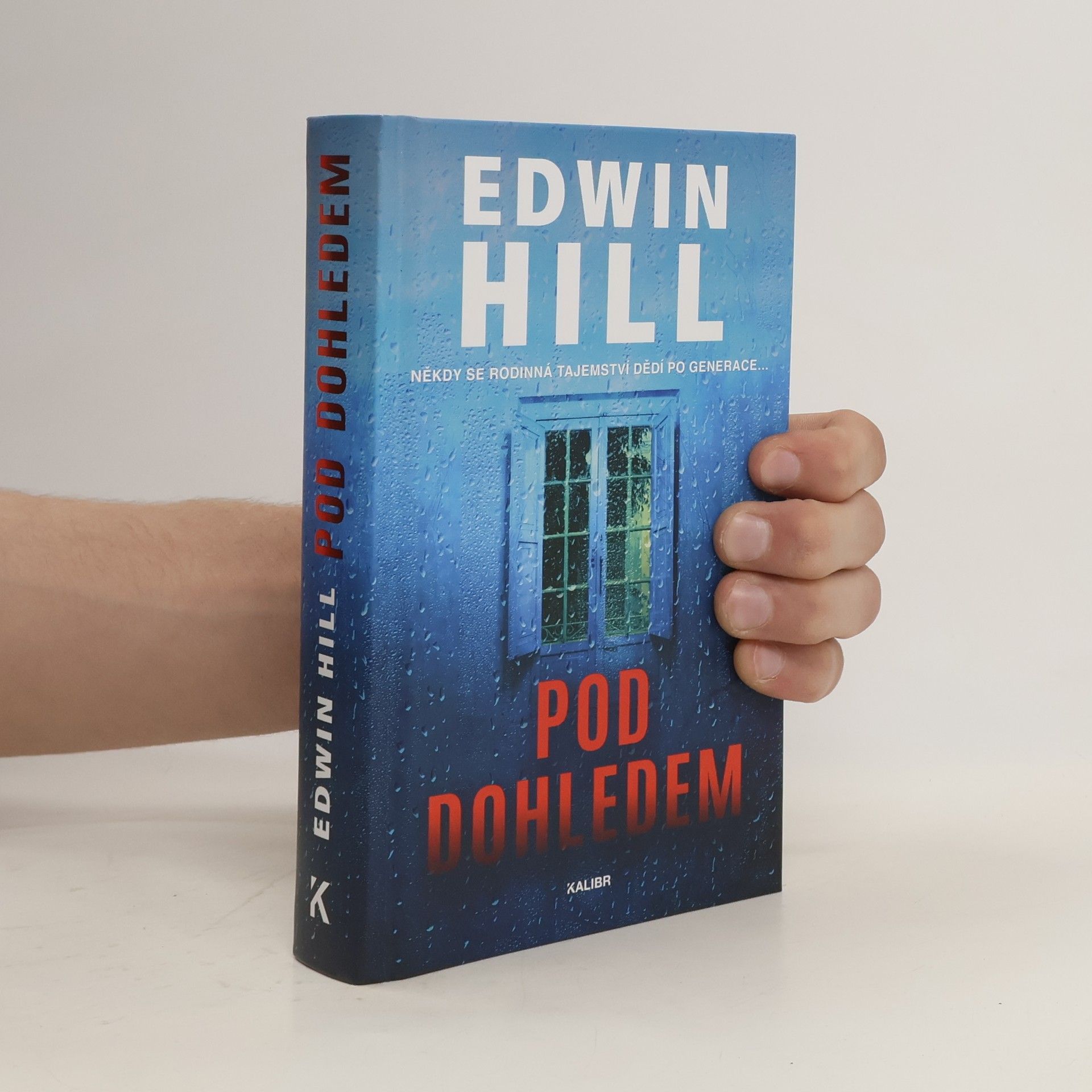 Edwin Hill Pod dohledem