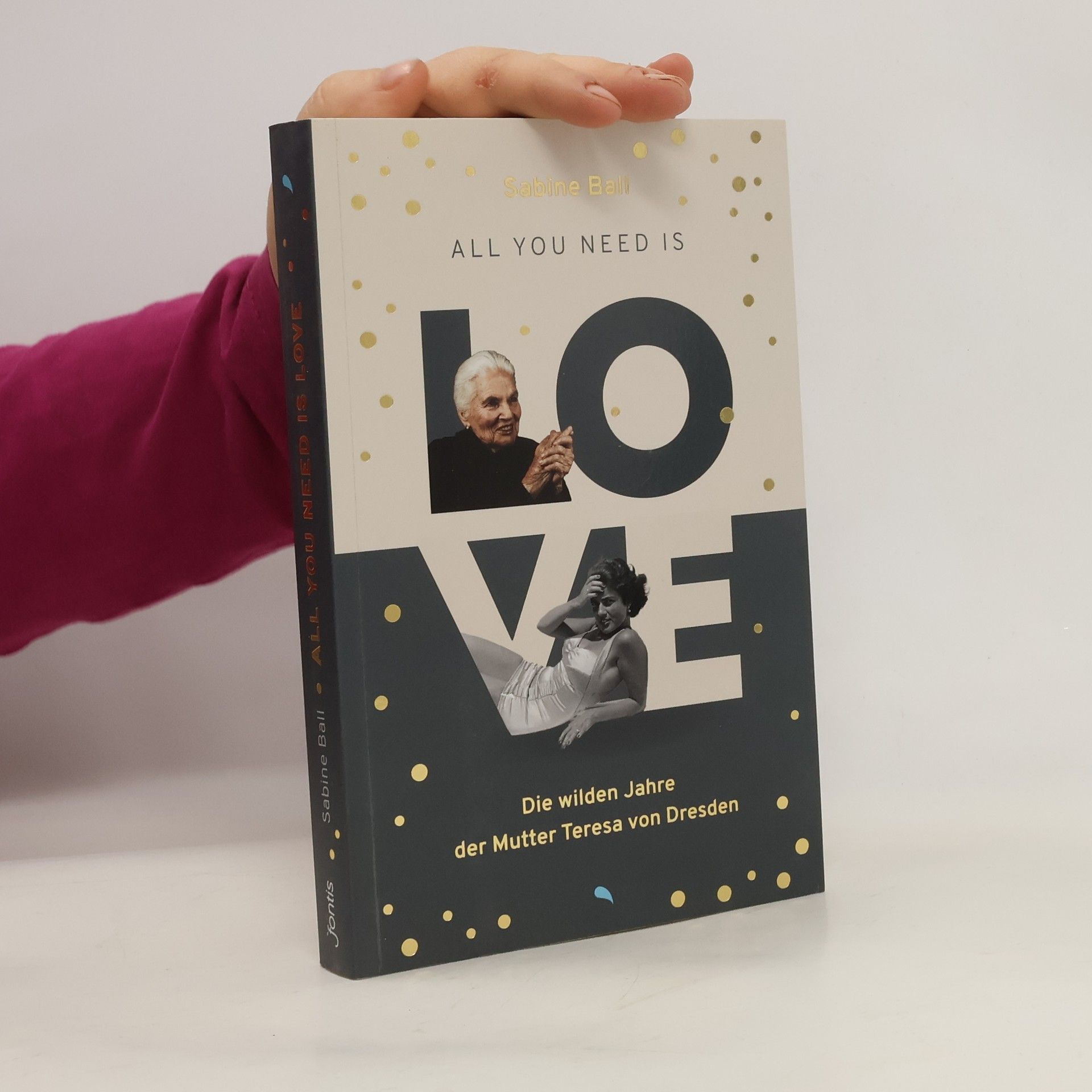Sabine Ball All you need is love