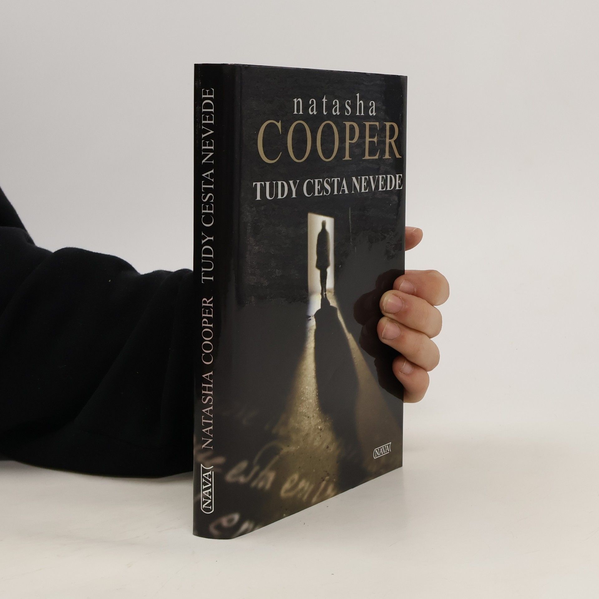 Natasha Cooper Tudy cesta nevede