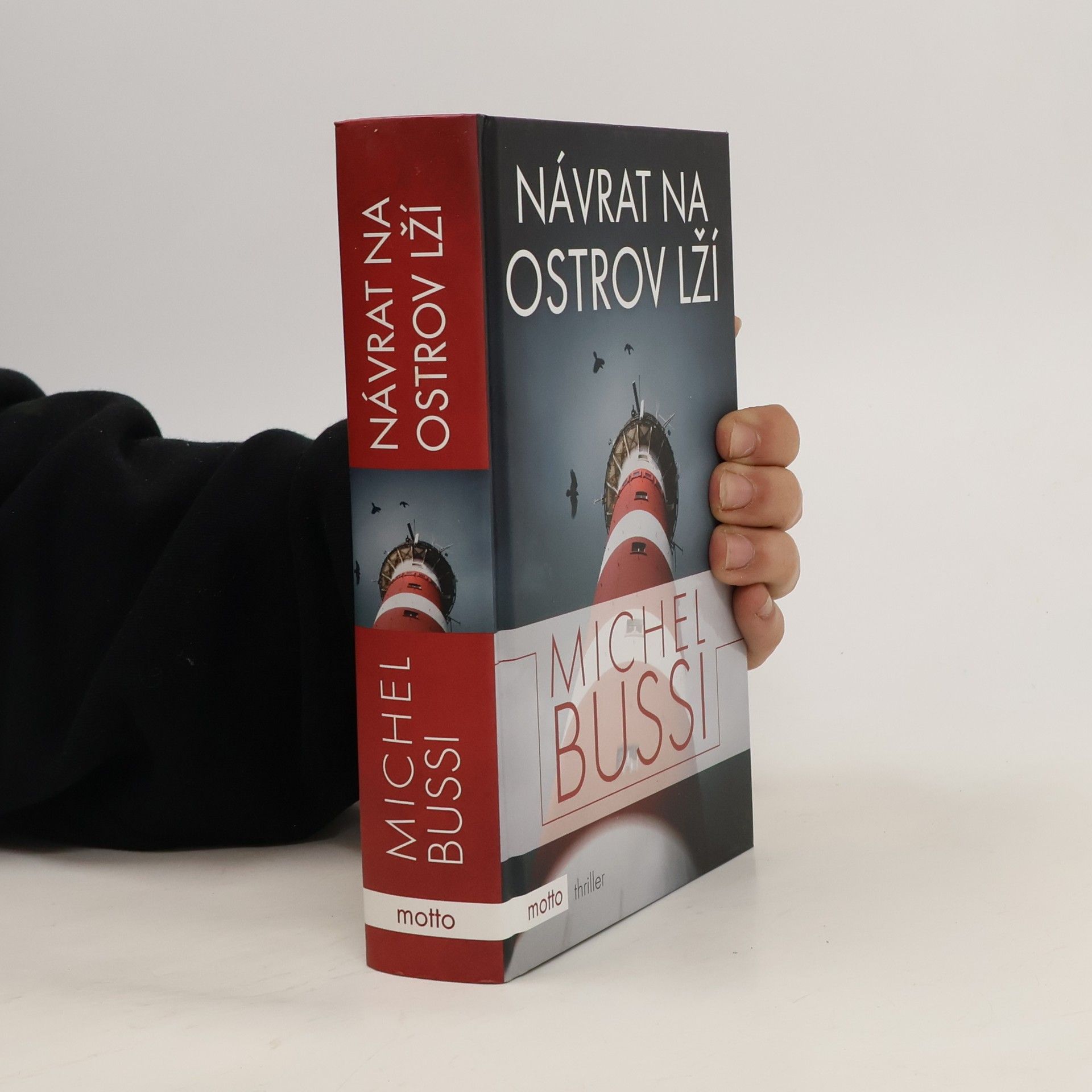 Michel Bussi Návrat na ostrov lží