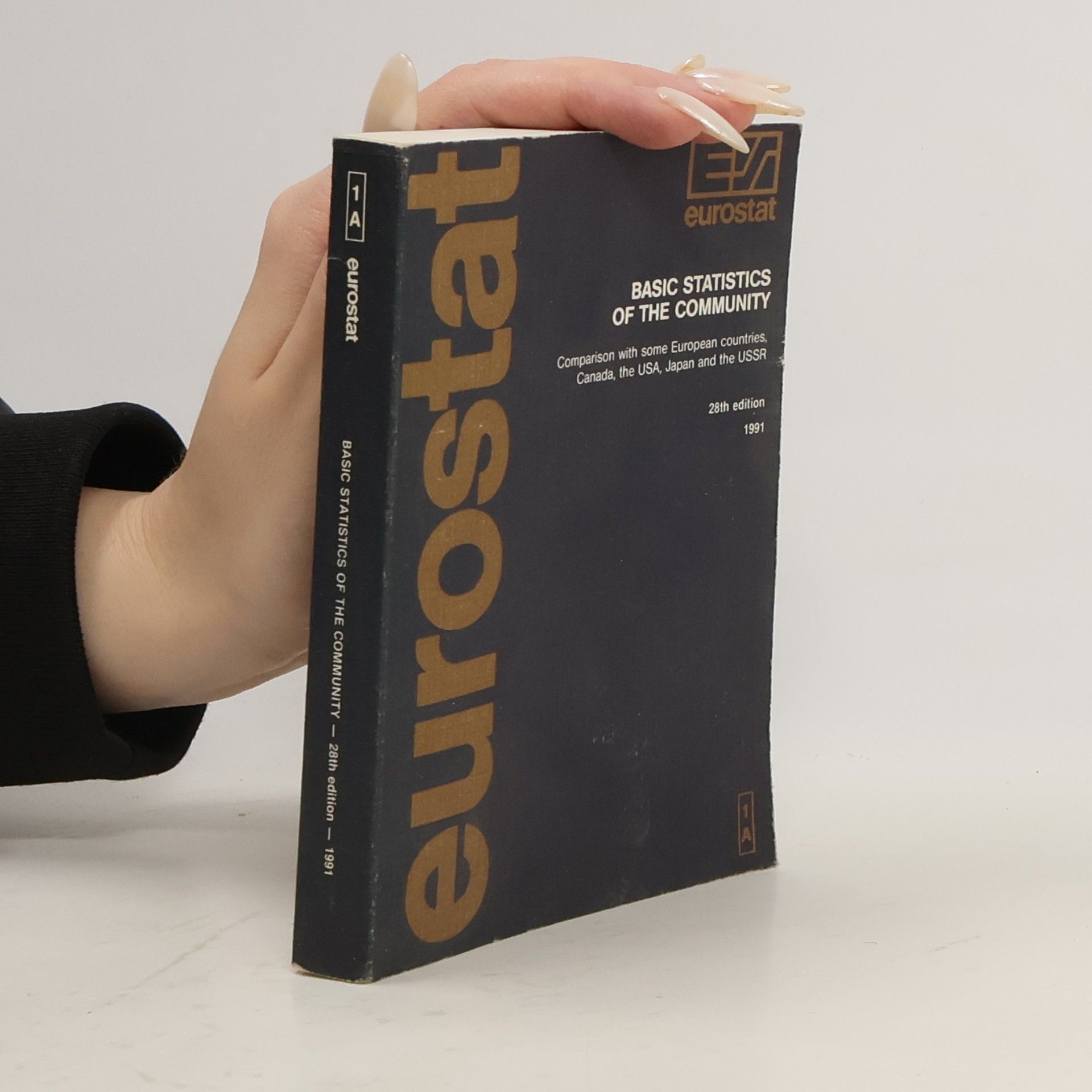 Collectif d'auteurs Basic Statistics of the Community