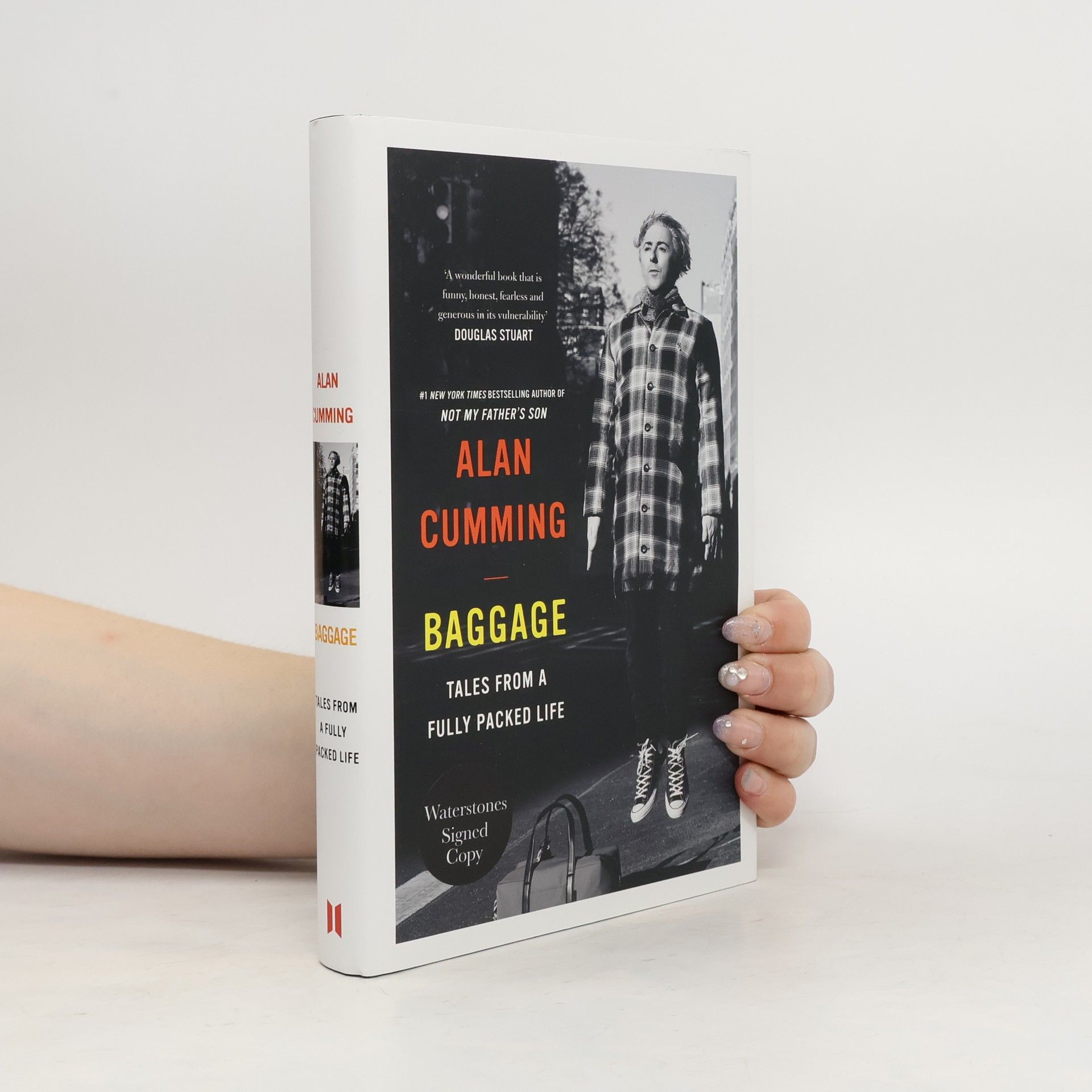 Alan Cumming Baggage. Tales from a Fully Packed Life