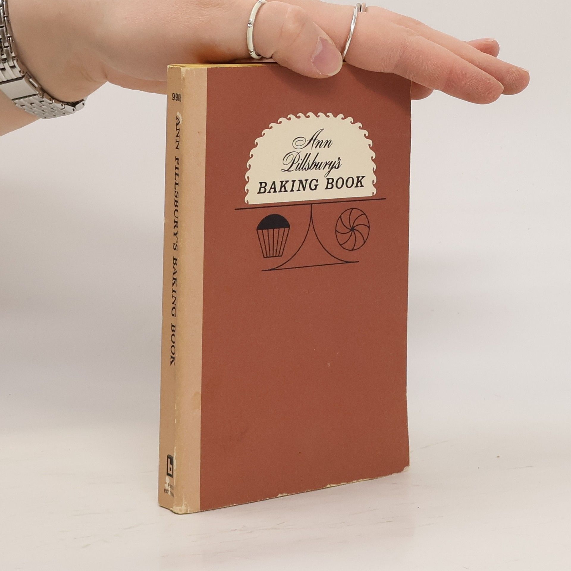 Ann Pillsbury Baking Book