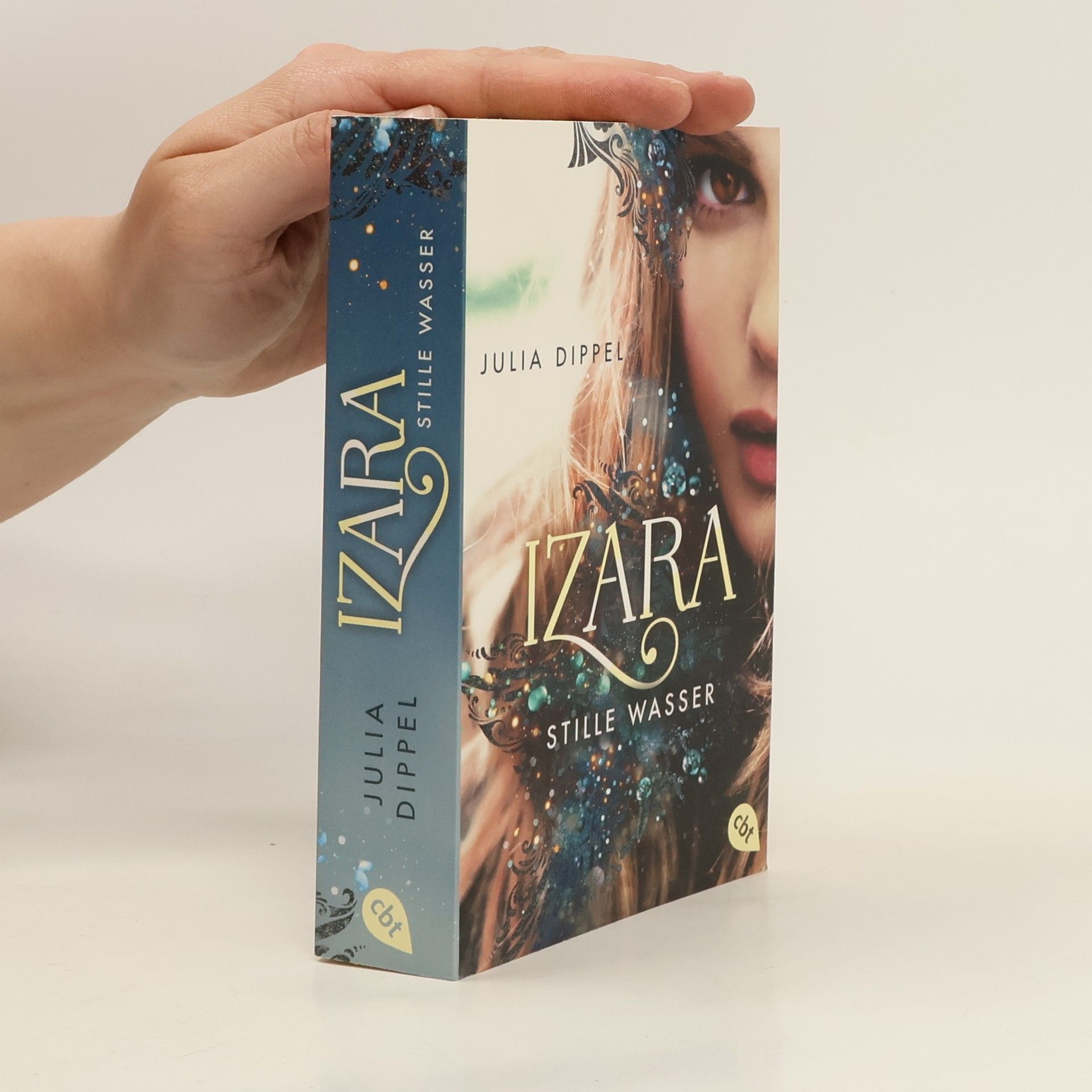 Julia Dippel Izara - stille Wasser