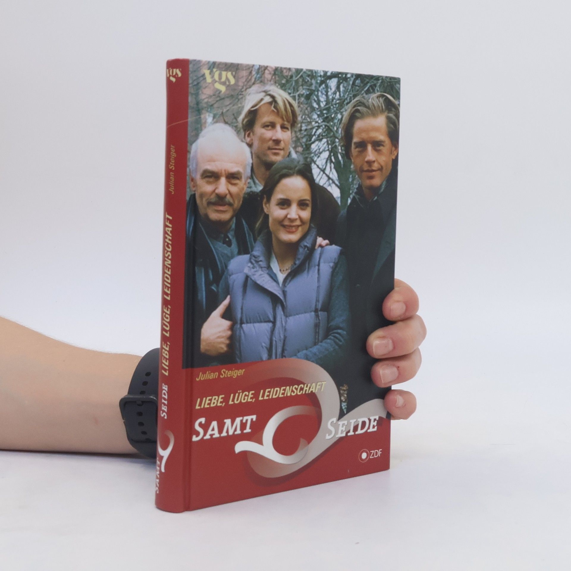 Julian Steiger Liebe, Lüge, Leidenschaft: Samt und Seide