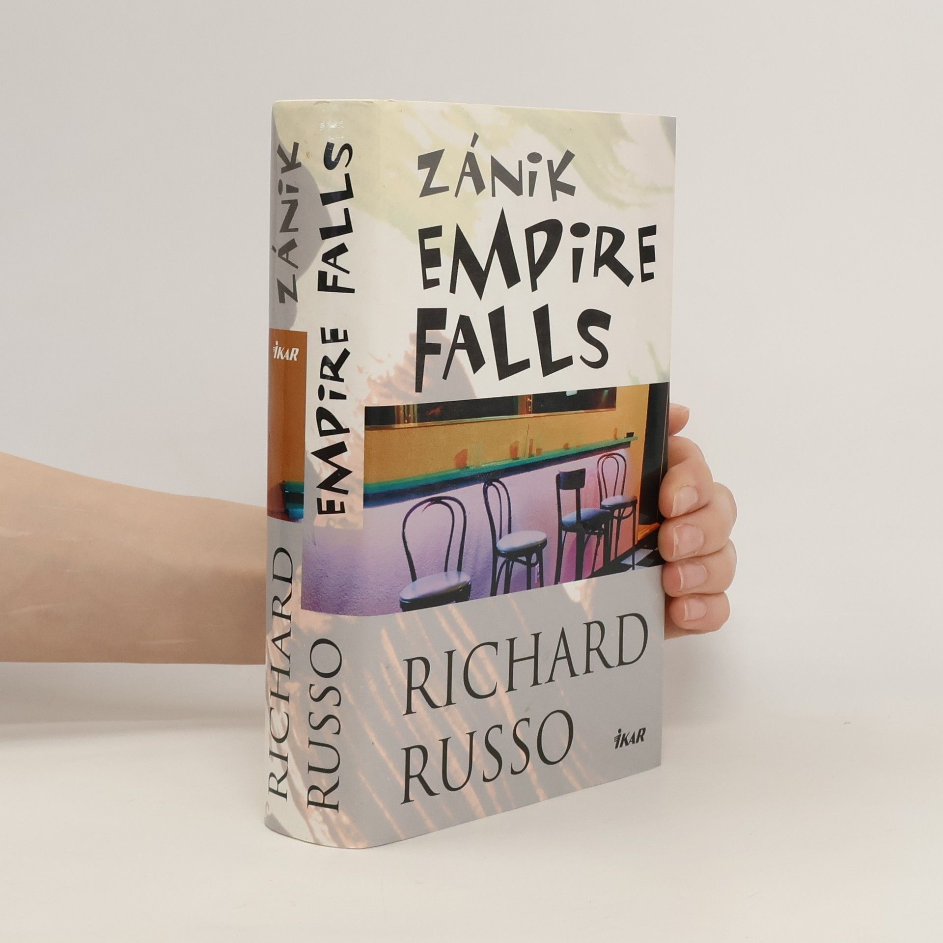 Richard Russo Zánik Empire Falls