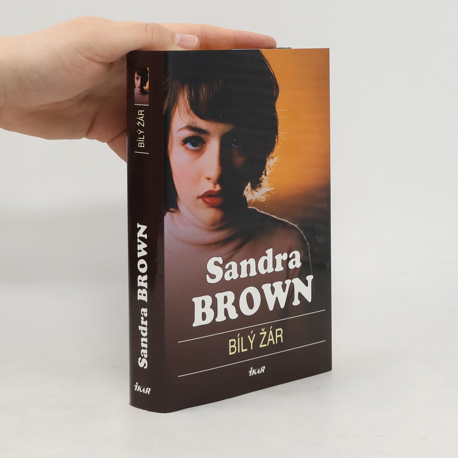 Sandra Brown Bílý žár