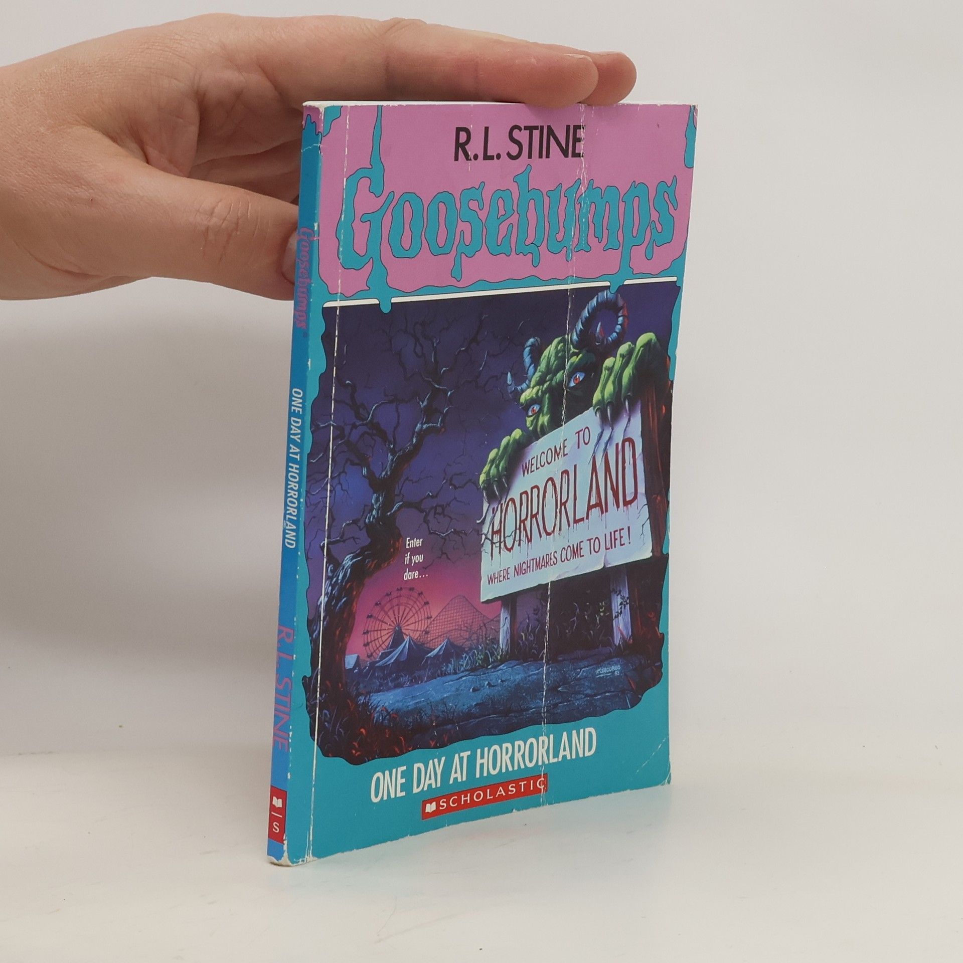 R. L. Stine Goosebumps