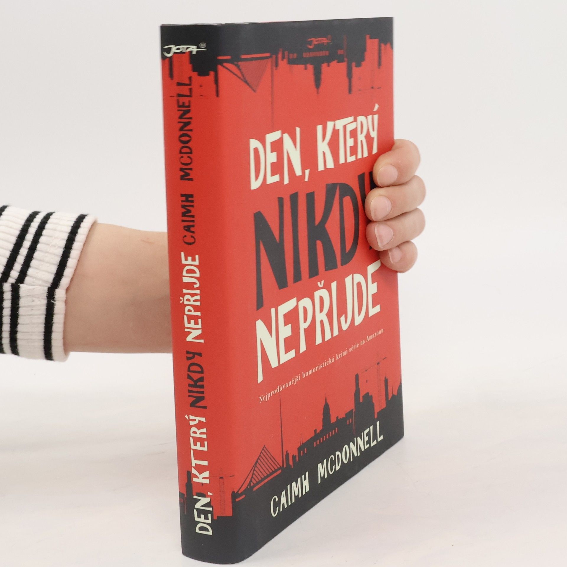 Caimh McDonnell Den, který nikdy nepřijde
