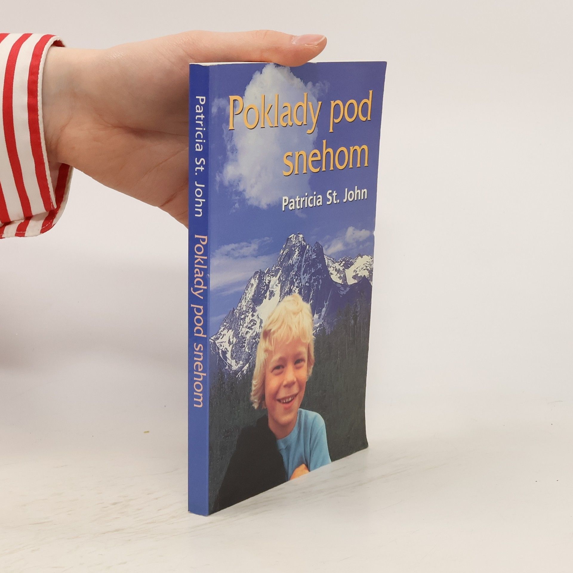 Patricia St. John Poklady pod snehom