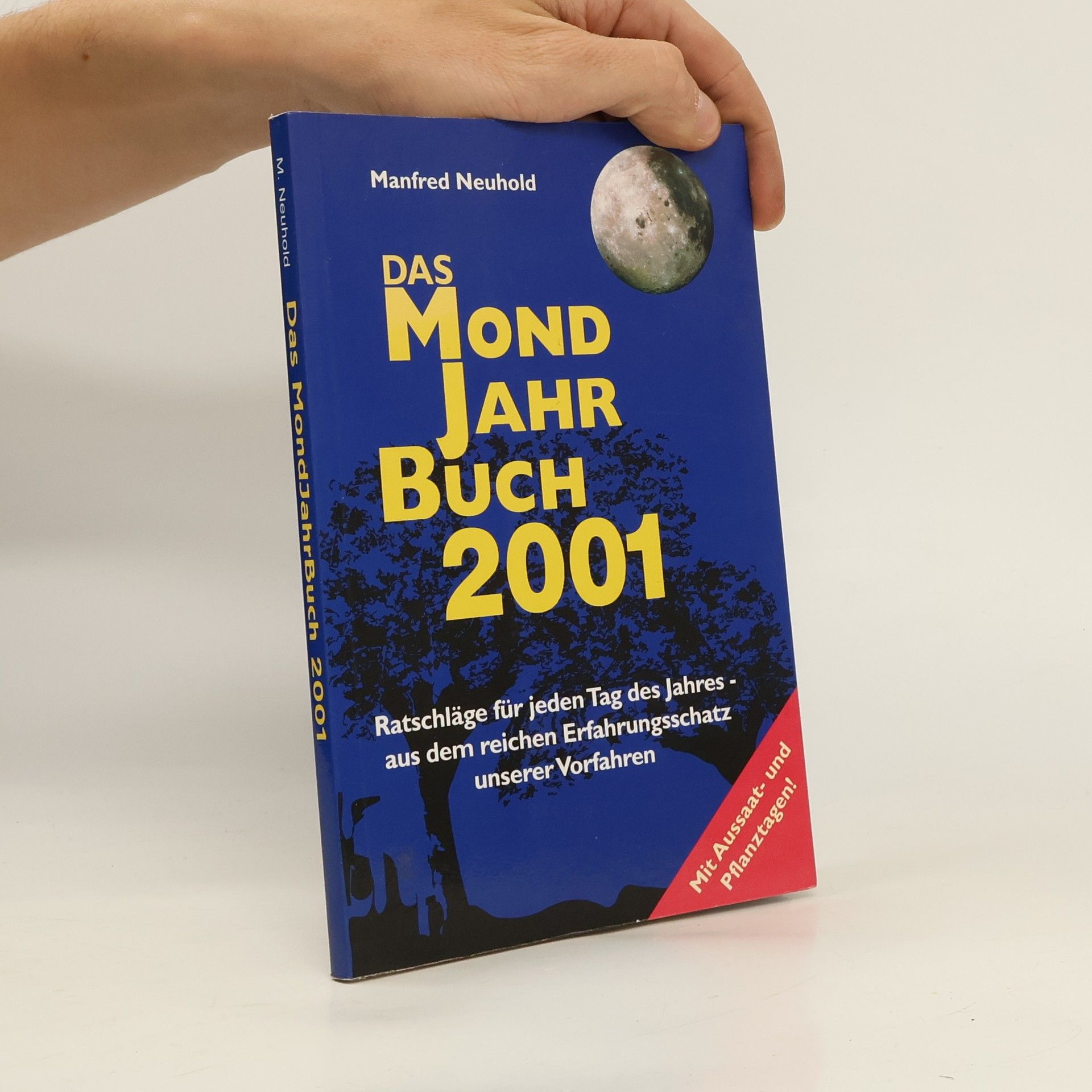 Manfred Neuhold Das Mond Jahr Buch 2001