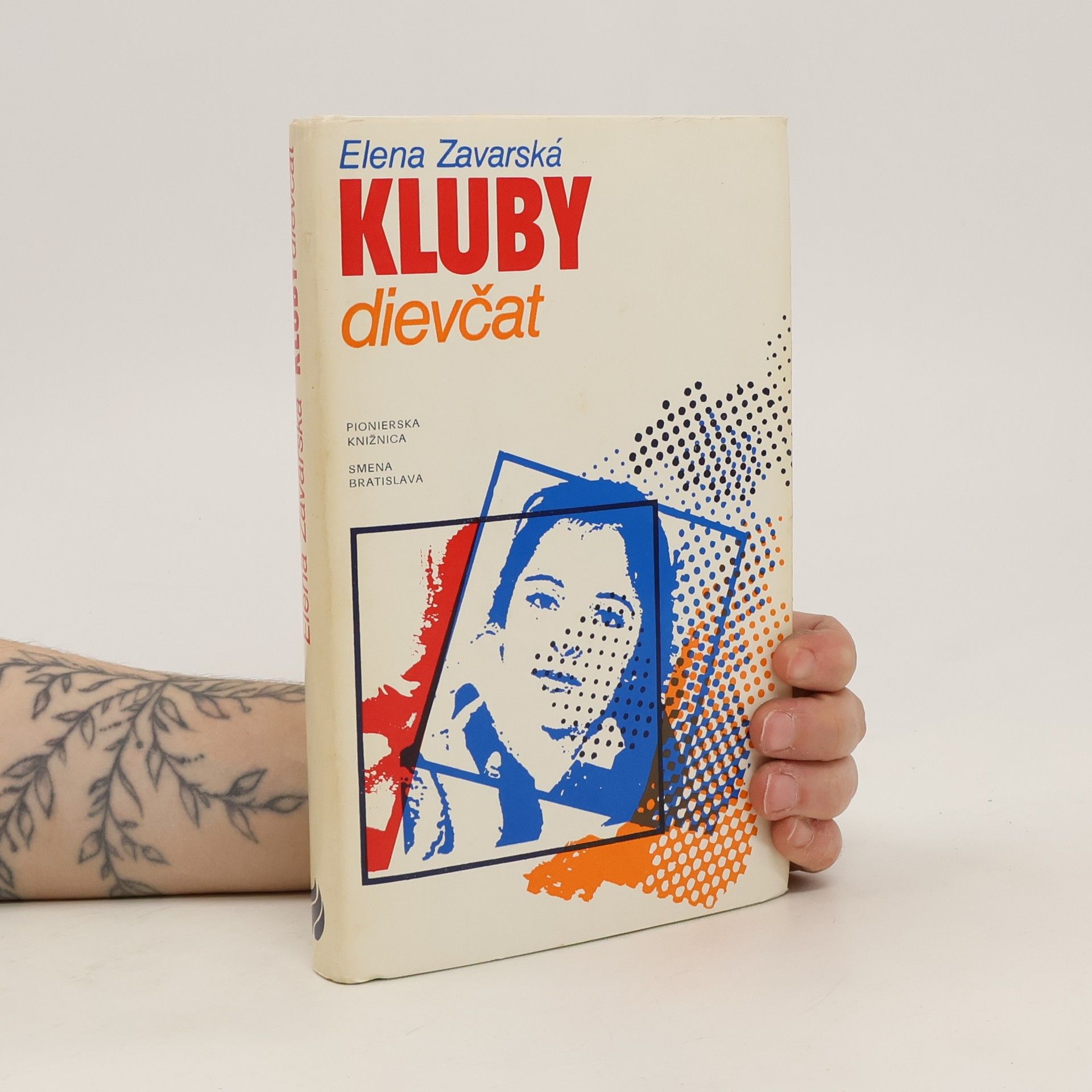 Elena Zavarská Kluby dievčat